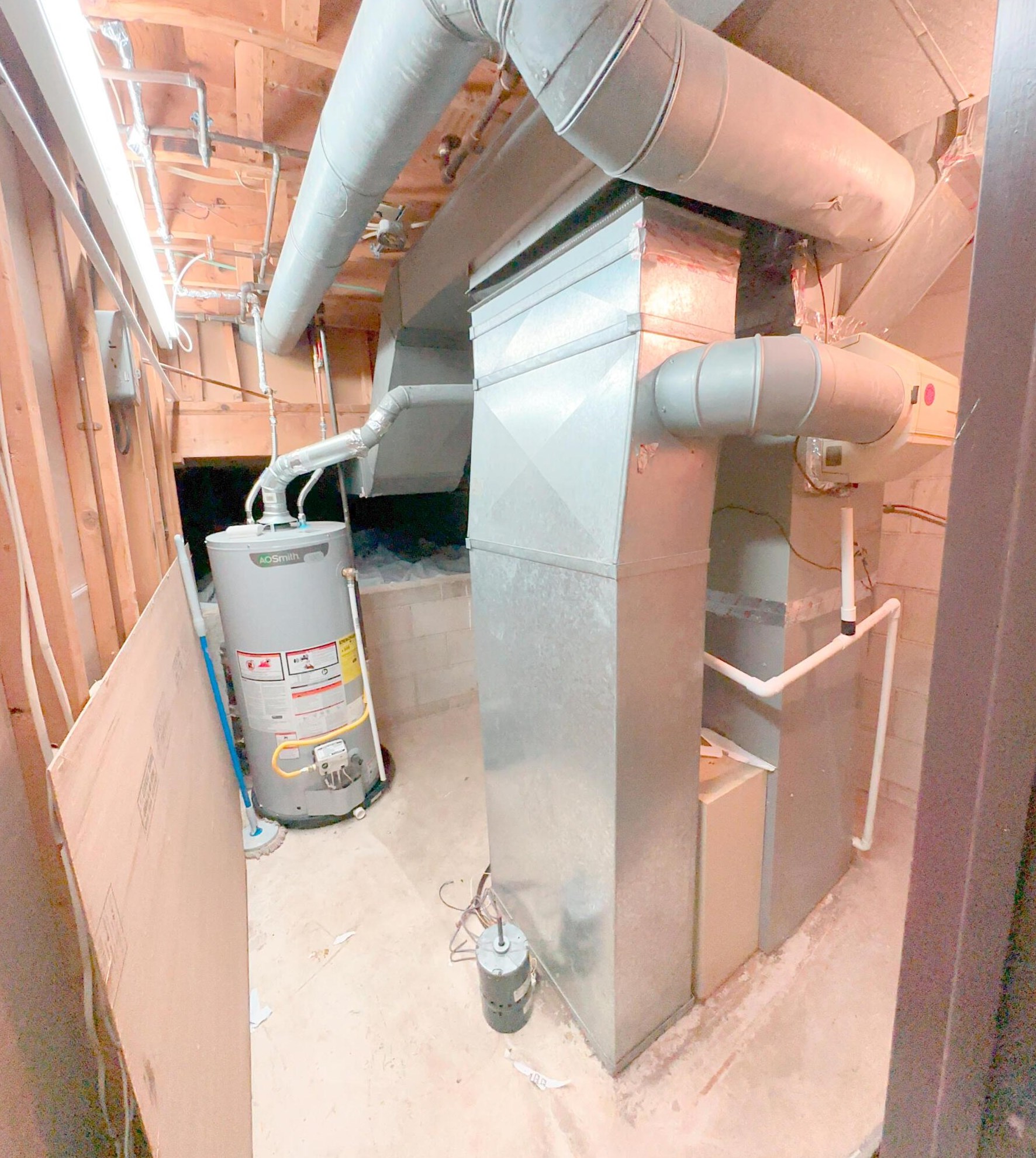 1795 Dorsetshire Rd, Columbus OH  43229-2166 exterior