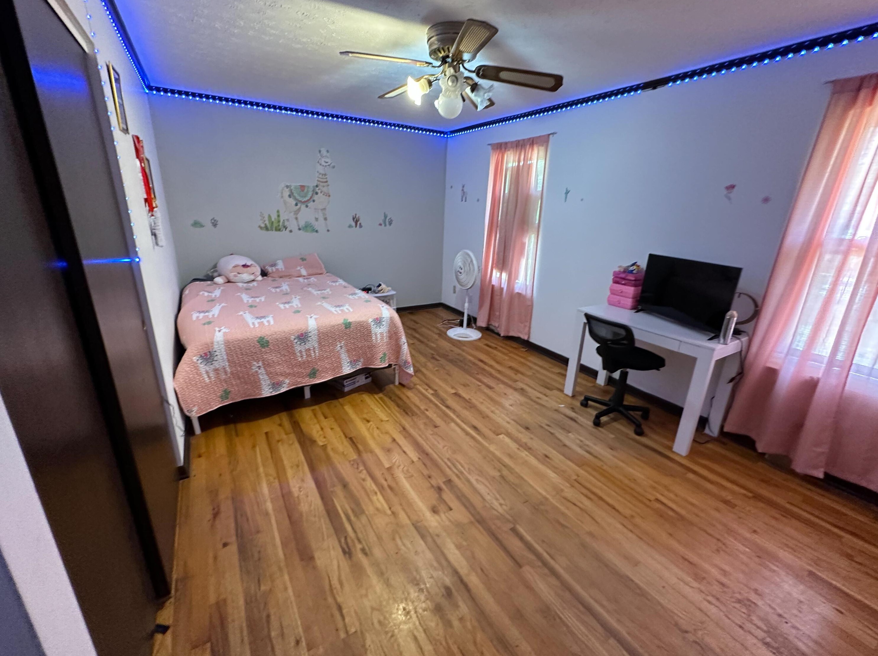 1795 Dorsetshire Rd, Columbus OH  43229-2166 exterior