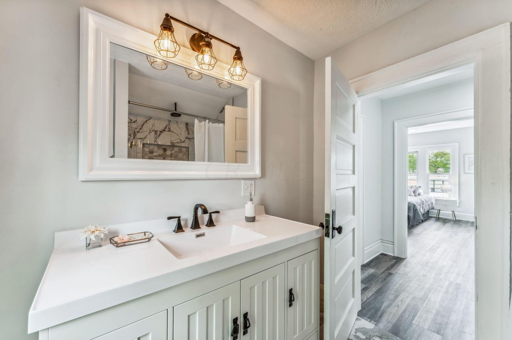 734 Kelton Ave, Columbus OH  43205-2908 exterior