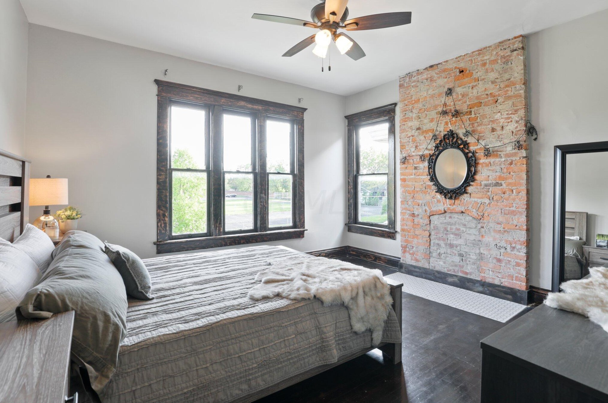 1518 Bryden Rd, Columbus OH 43205-2125 exterior