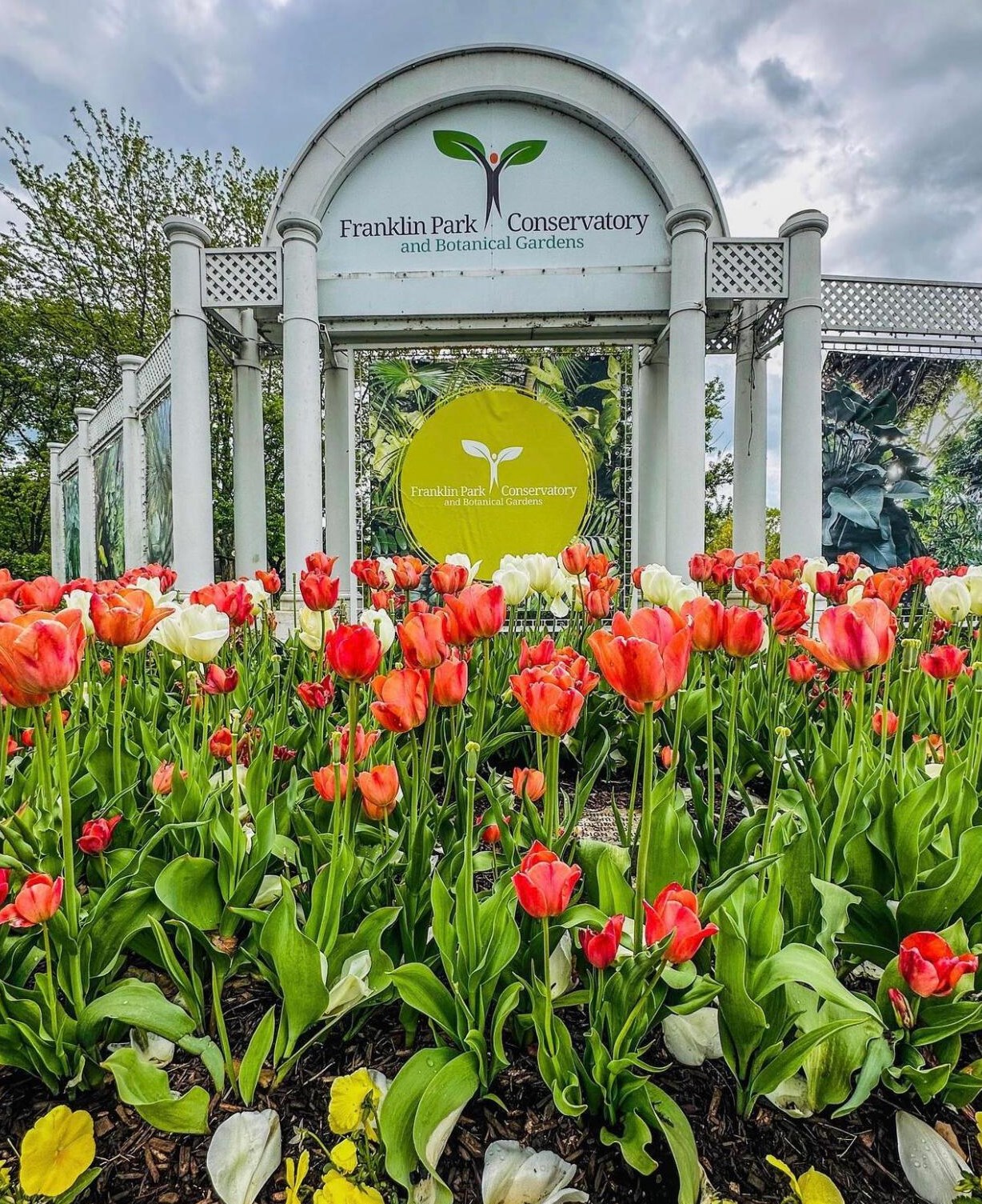 1518 Bryden Rd, Columbus OH 43205-2125 exterior