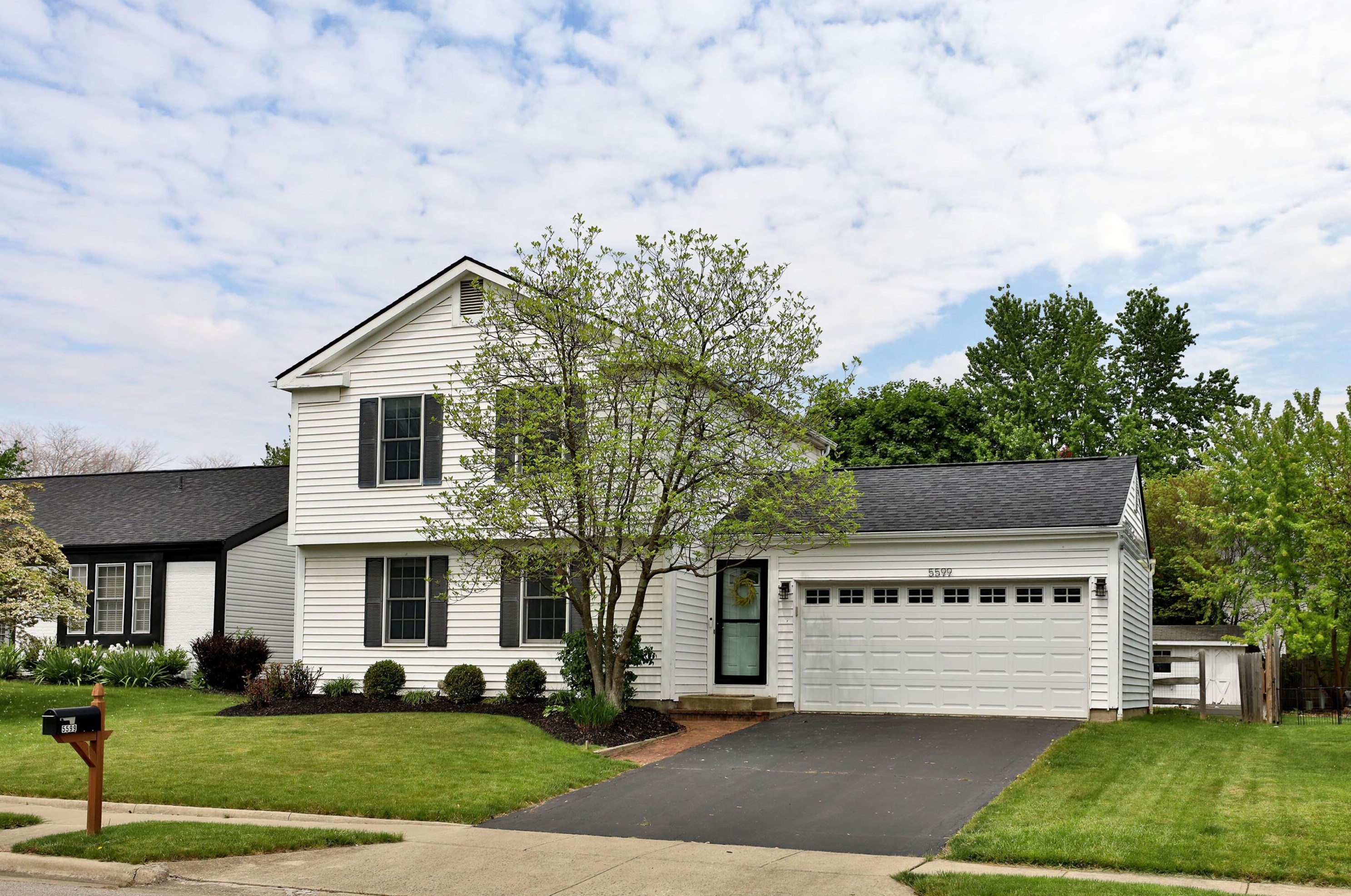 5599 Shannon Heights Blvd, Dublin, OH 43016-4192