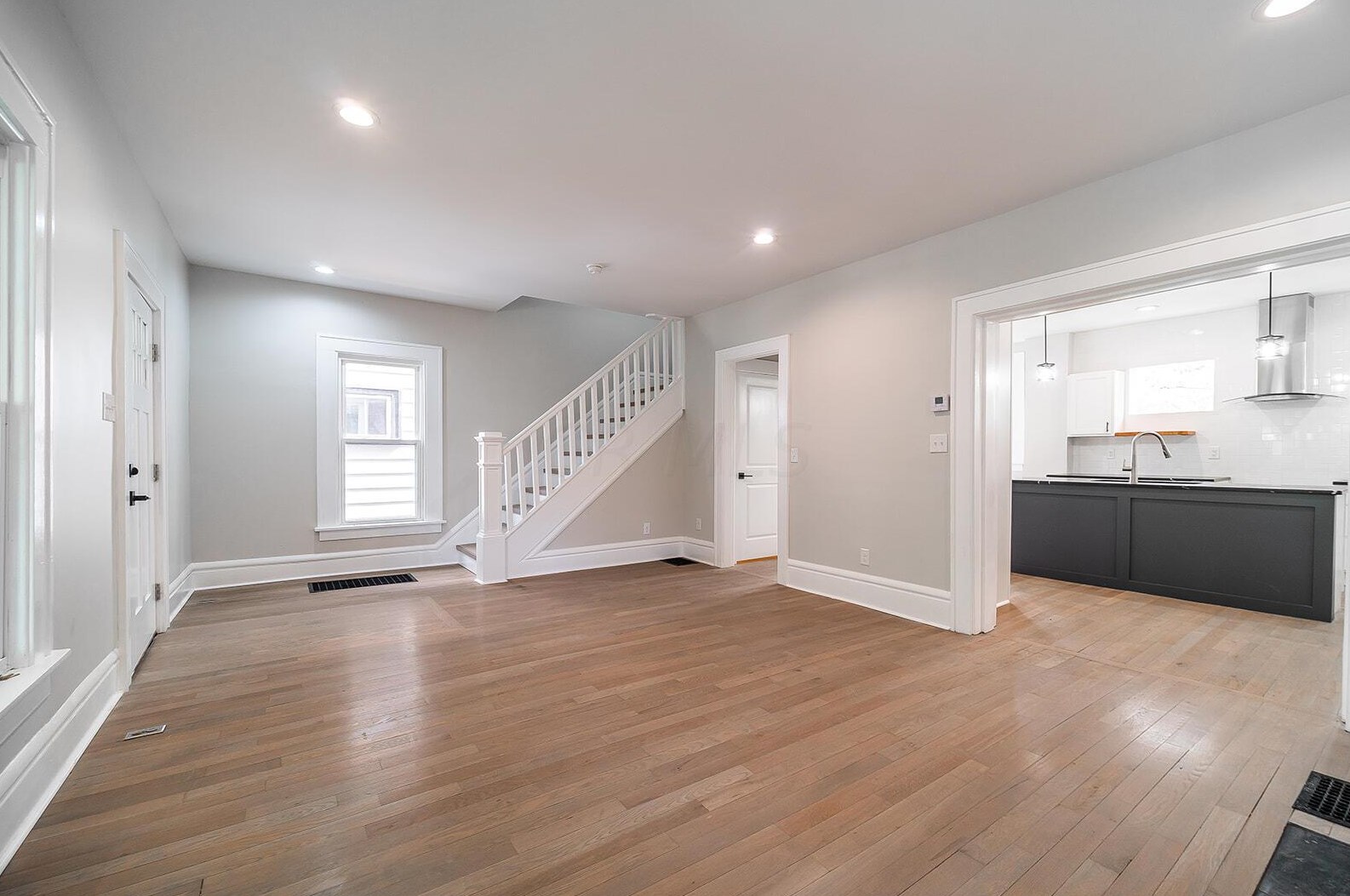 784 Kimball Pl, Columbus OH  43205-2813 exterior