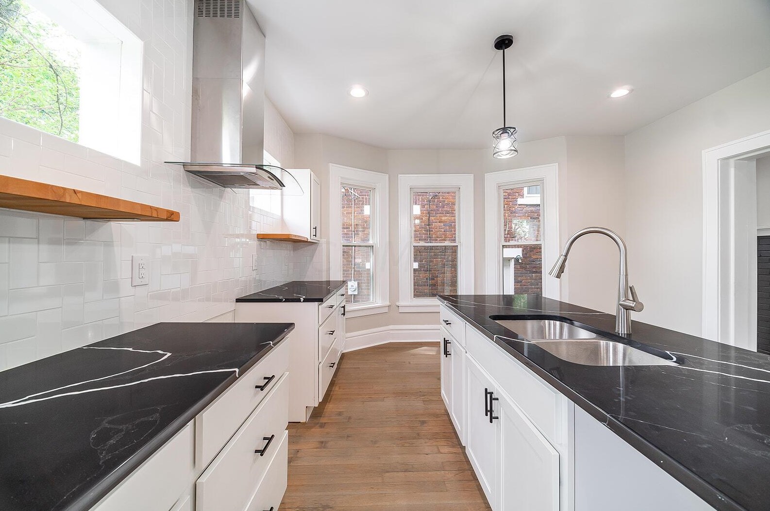 784 Kimball Pl, Columbus OH  43205-2813 exterior