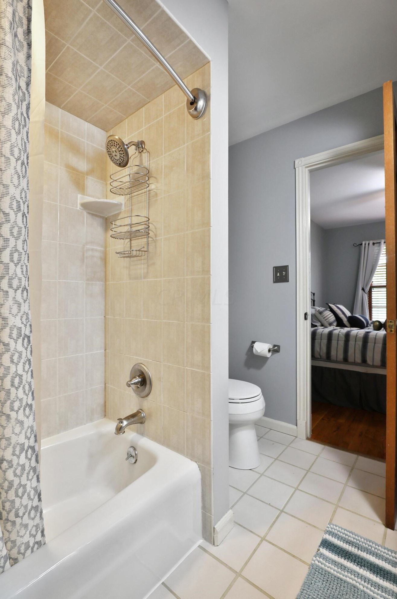 614 Grant Ave, Columbus OH 43215-5549 exterior