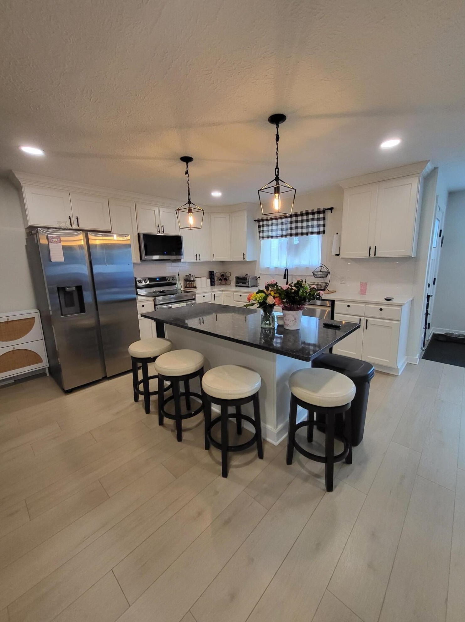 6827 Harrisburg Pike, Orient, OH 43146