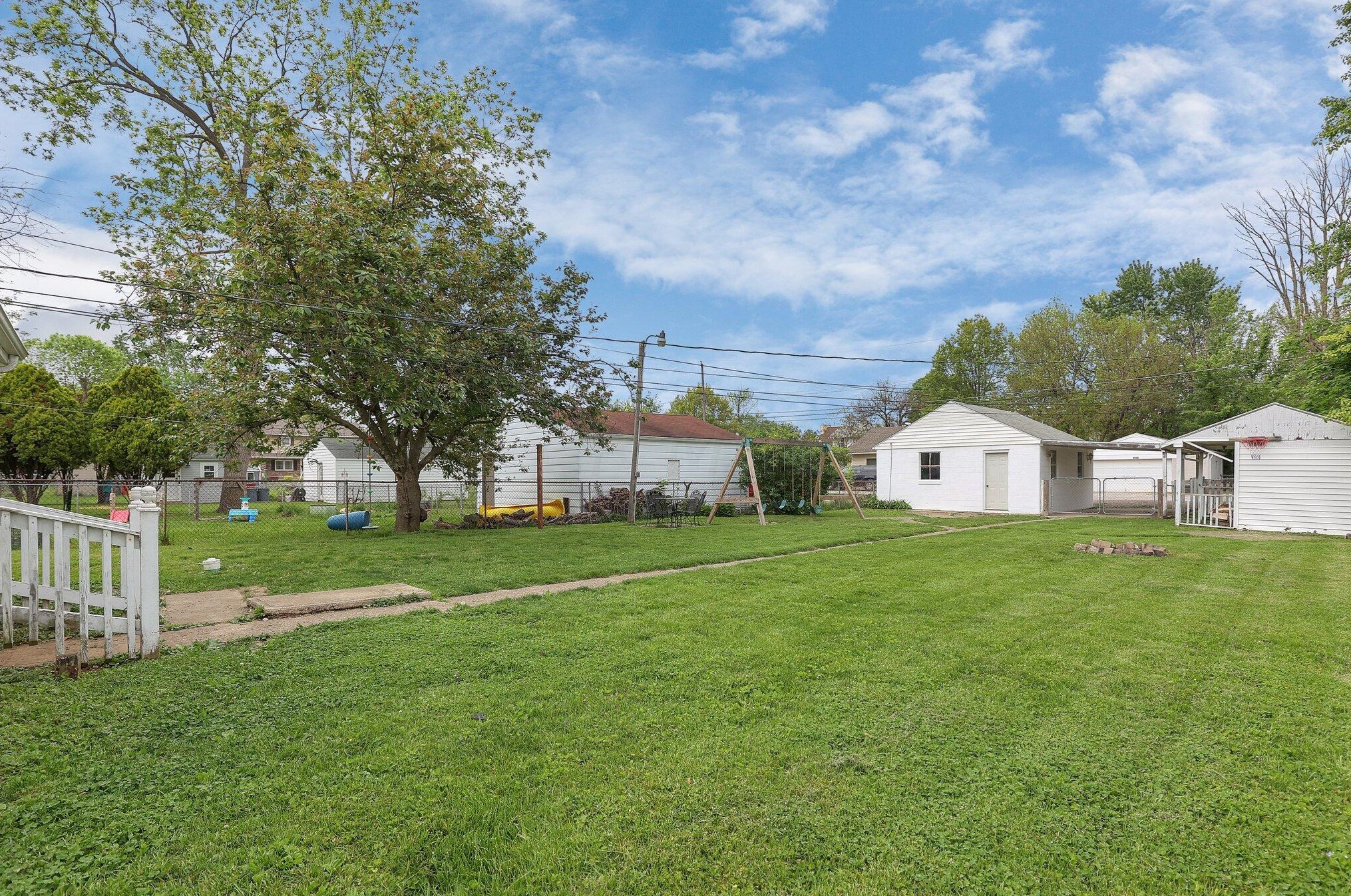 3562 Midland St, Darbydale OH  43123-2523 exterior