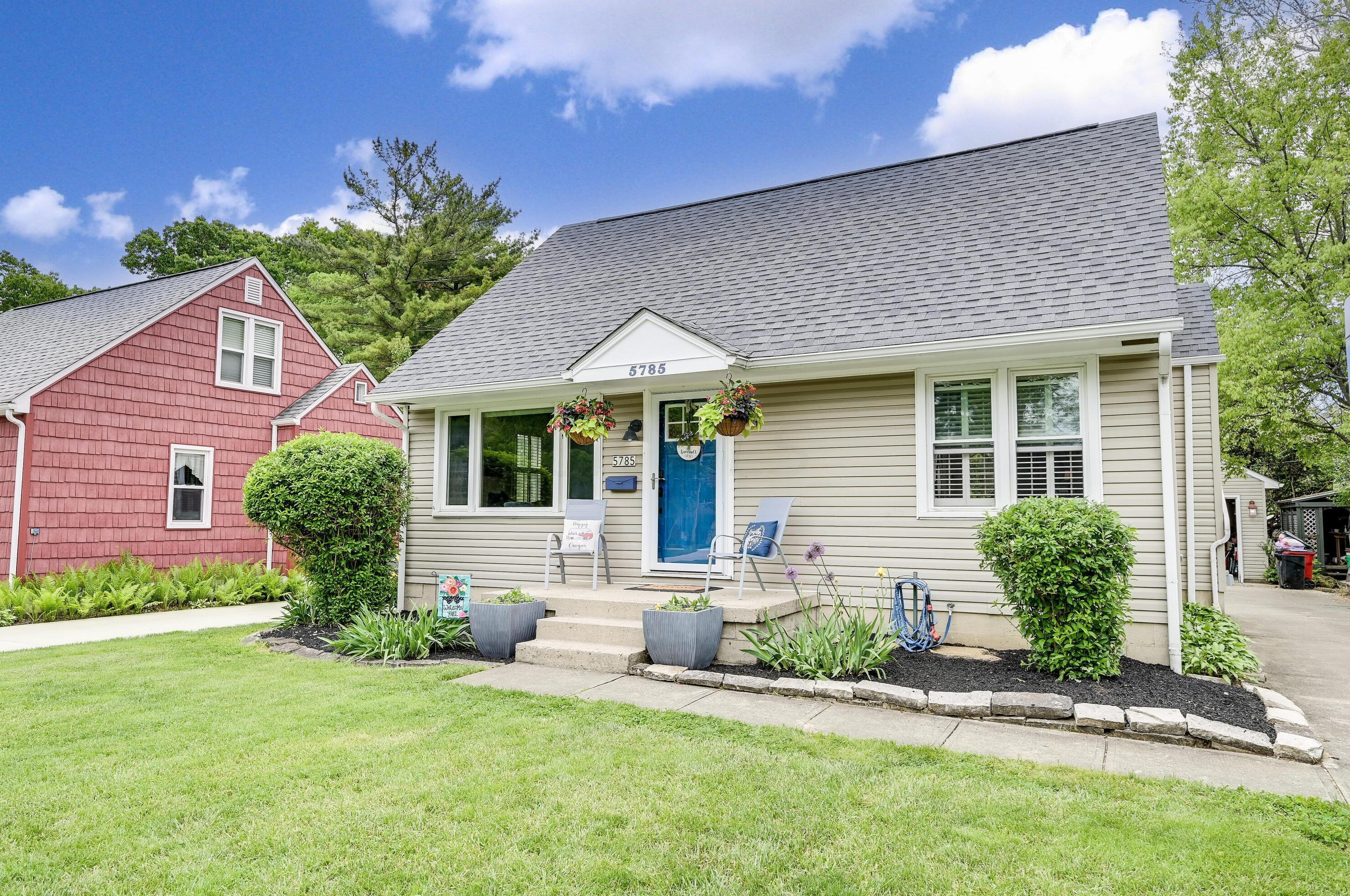 5785 Andover St, Sharon Township, OH 43085