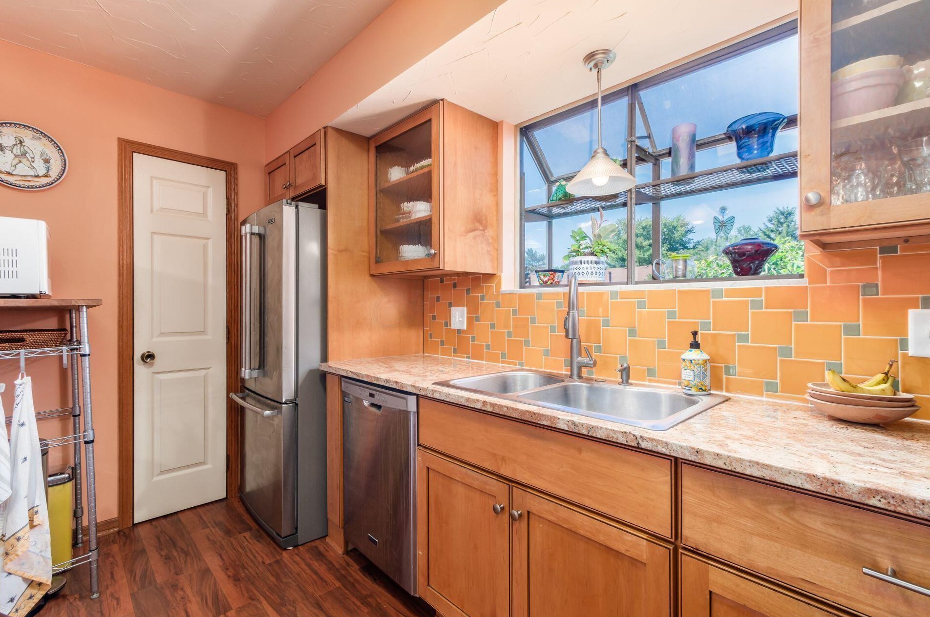 435 North St, Columbus OH 43085-7218 exterior