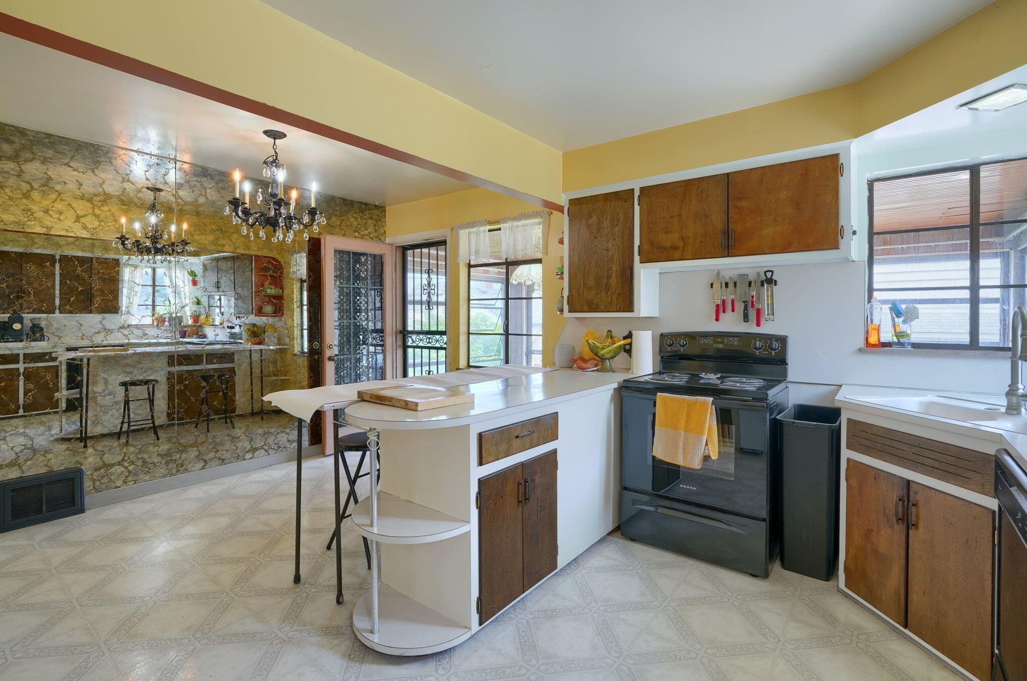 46 Algonquin Ave, Columbus OH  43204-1902 exterior