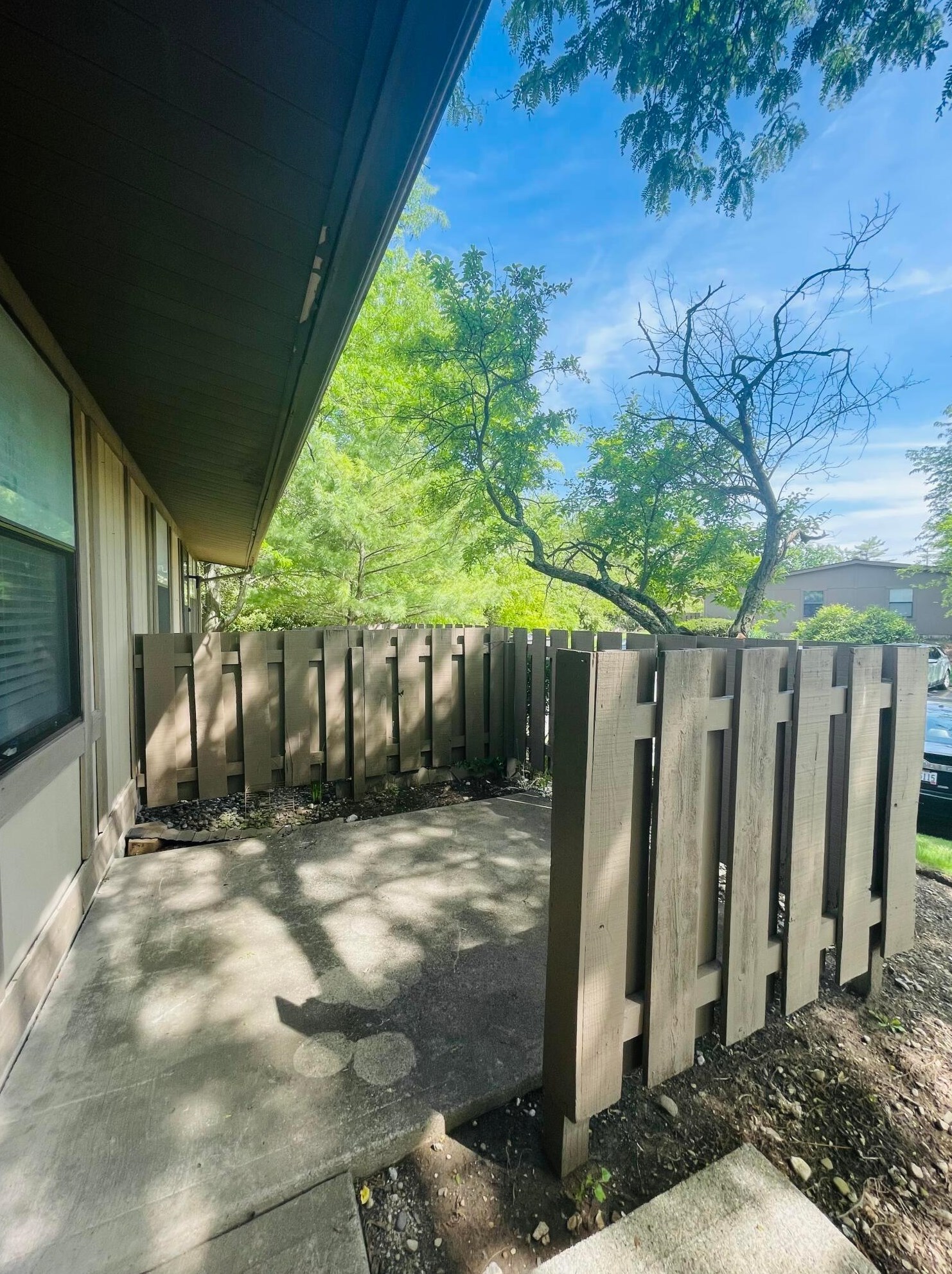 1766 Sunapple Way, Columbus OH  43232-1696 exterior