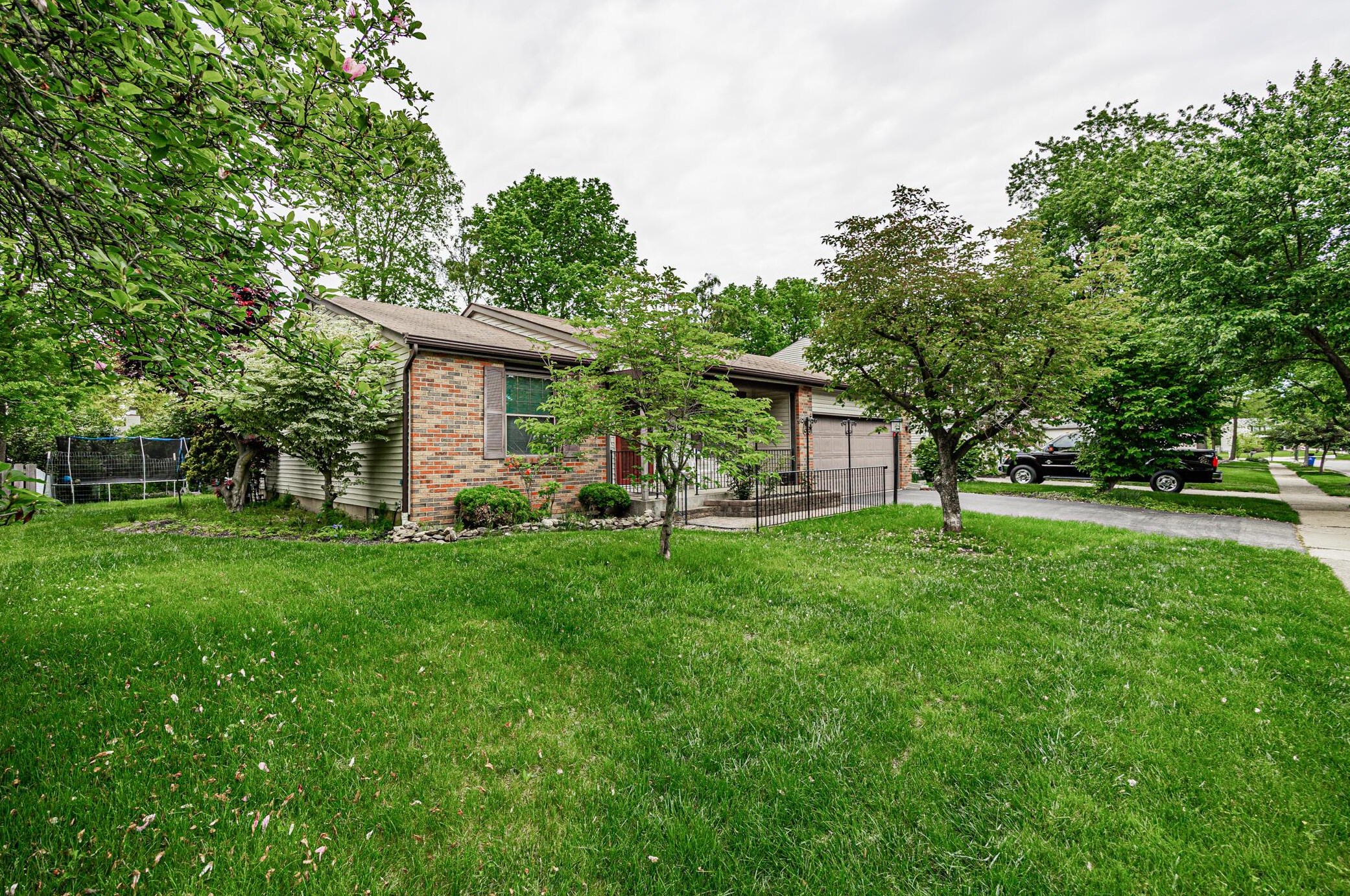6365 Amston Dr, Dublin, OH 43017
