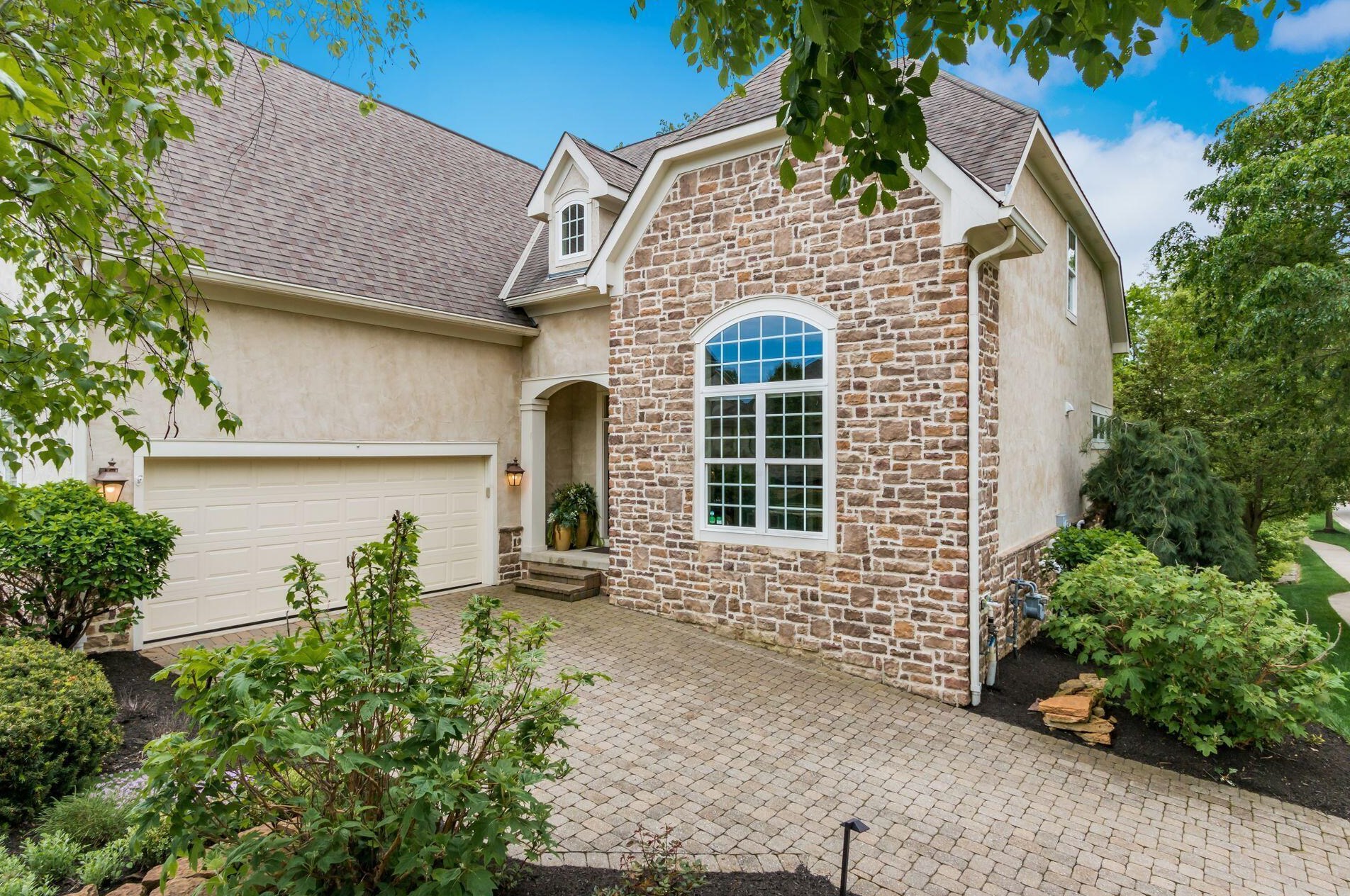 8994 Mediterra Pl, Dublin, OH 43016-6098