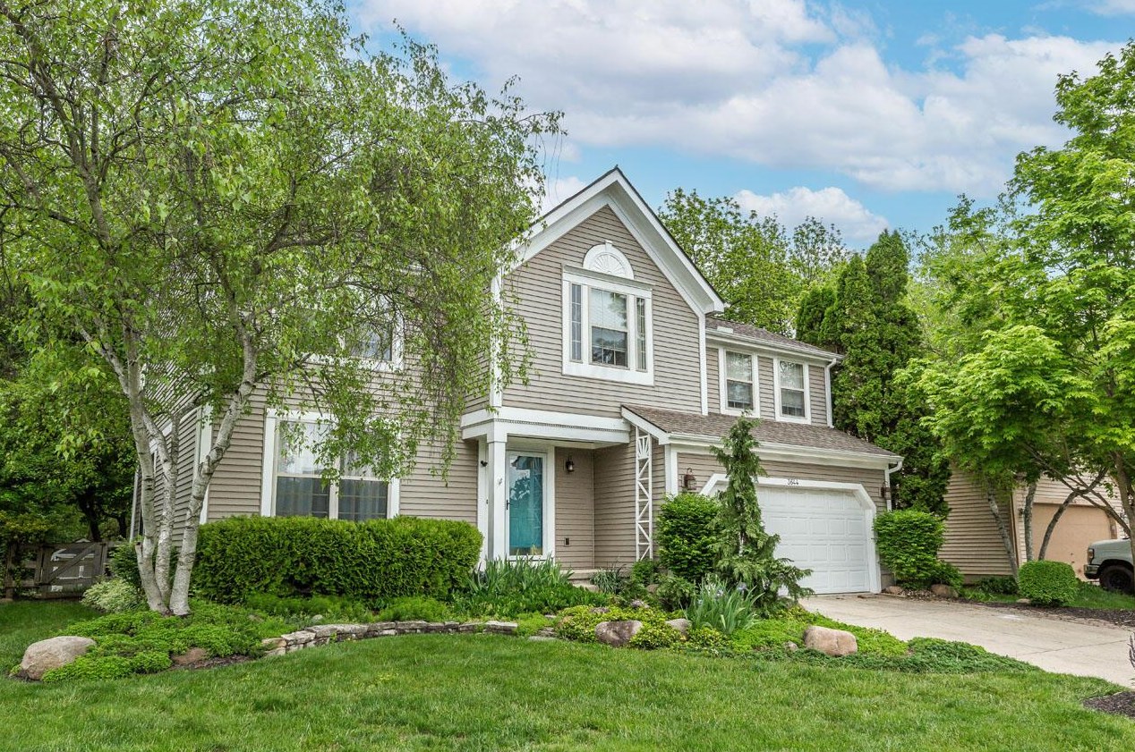 3644 Rivervail Dr, Columbus, OH 43221-5626