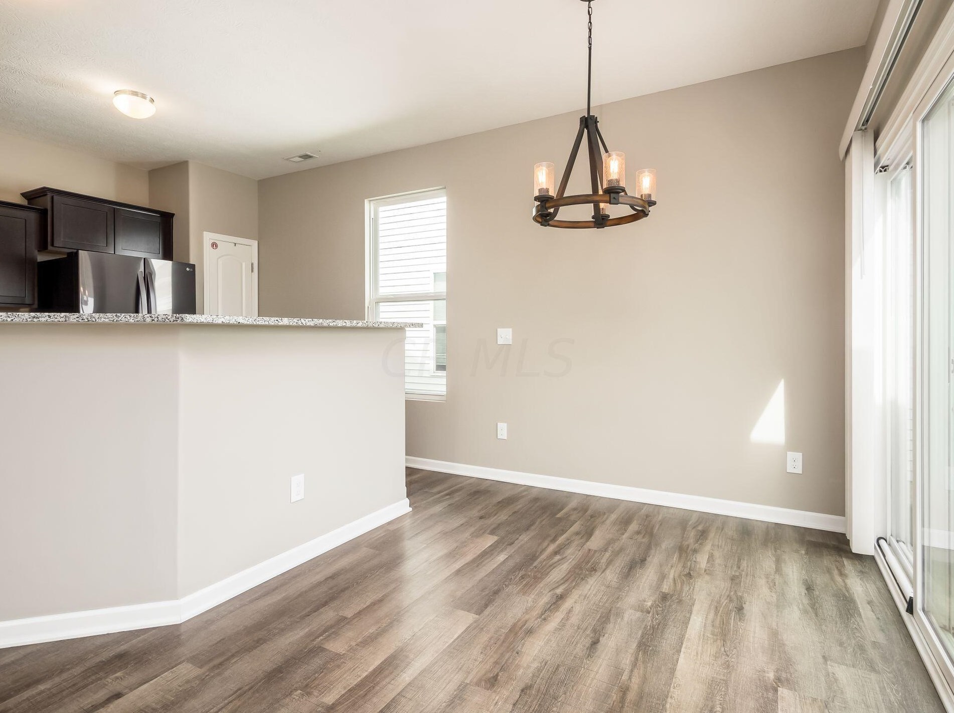 5598 Alliance Way, Columbus OH  43228-8946 exterior