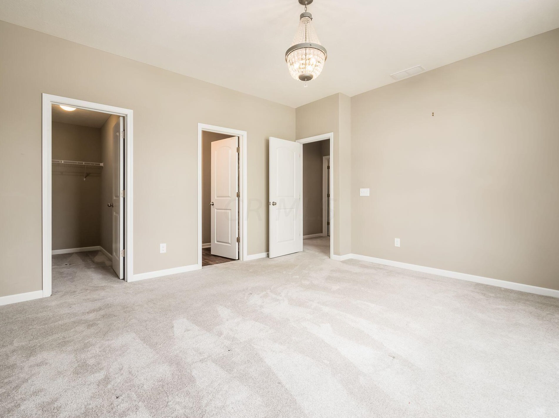 5598 Alliance Way, Columbus OH  43228-8946 exterior