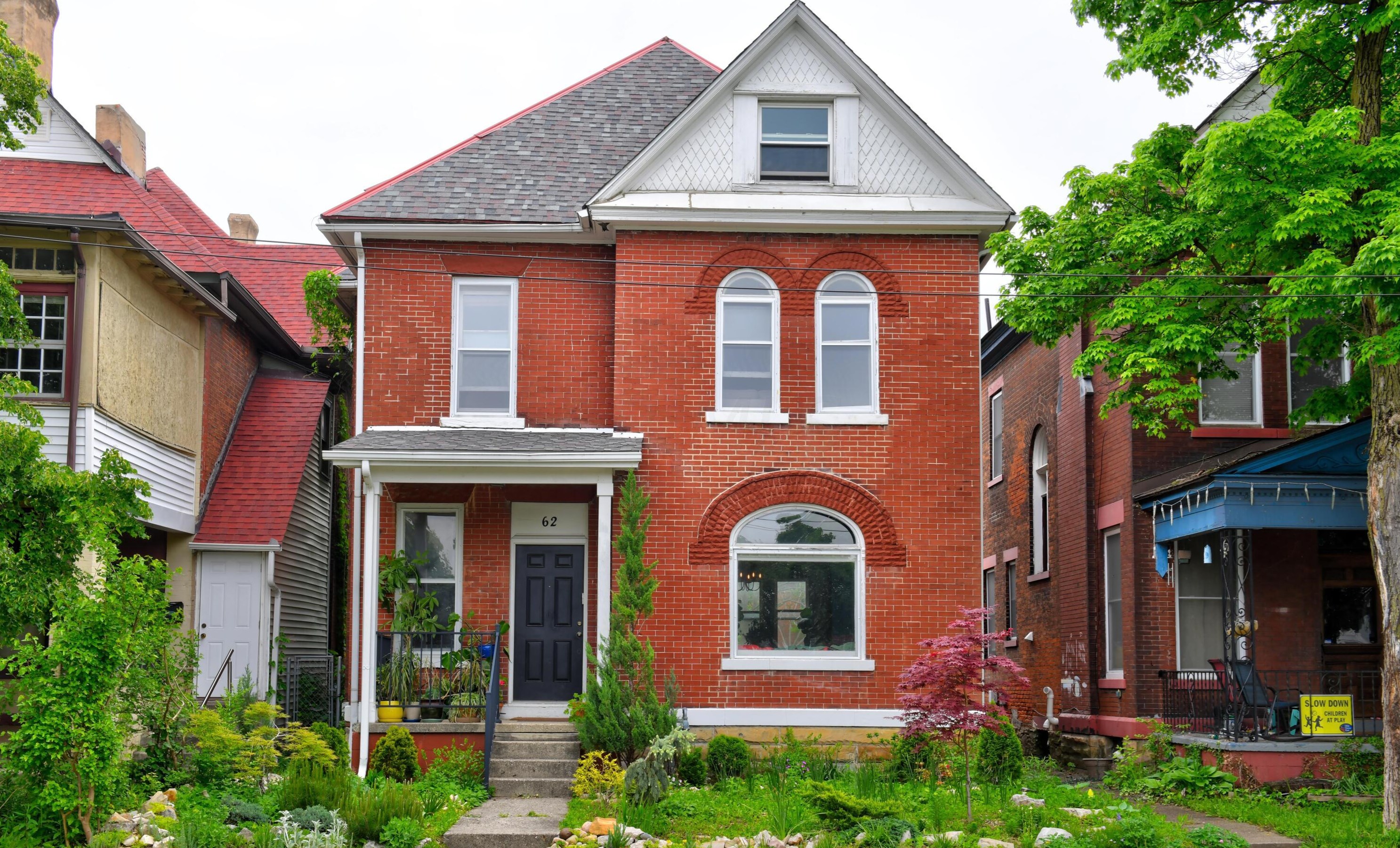 62 Ohio Ave, Columbus OH  43203-1949 exterior