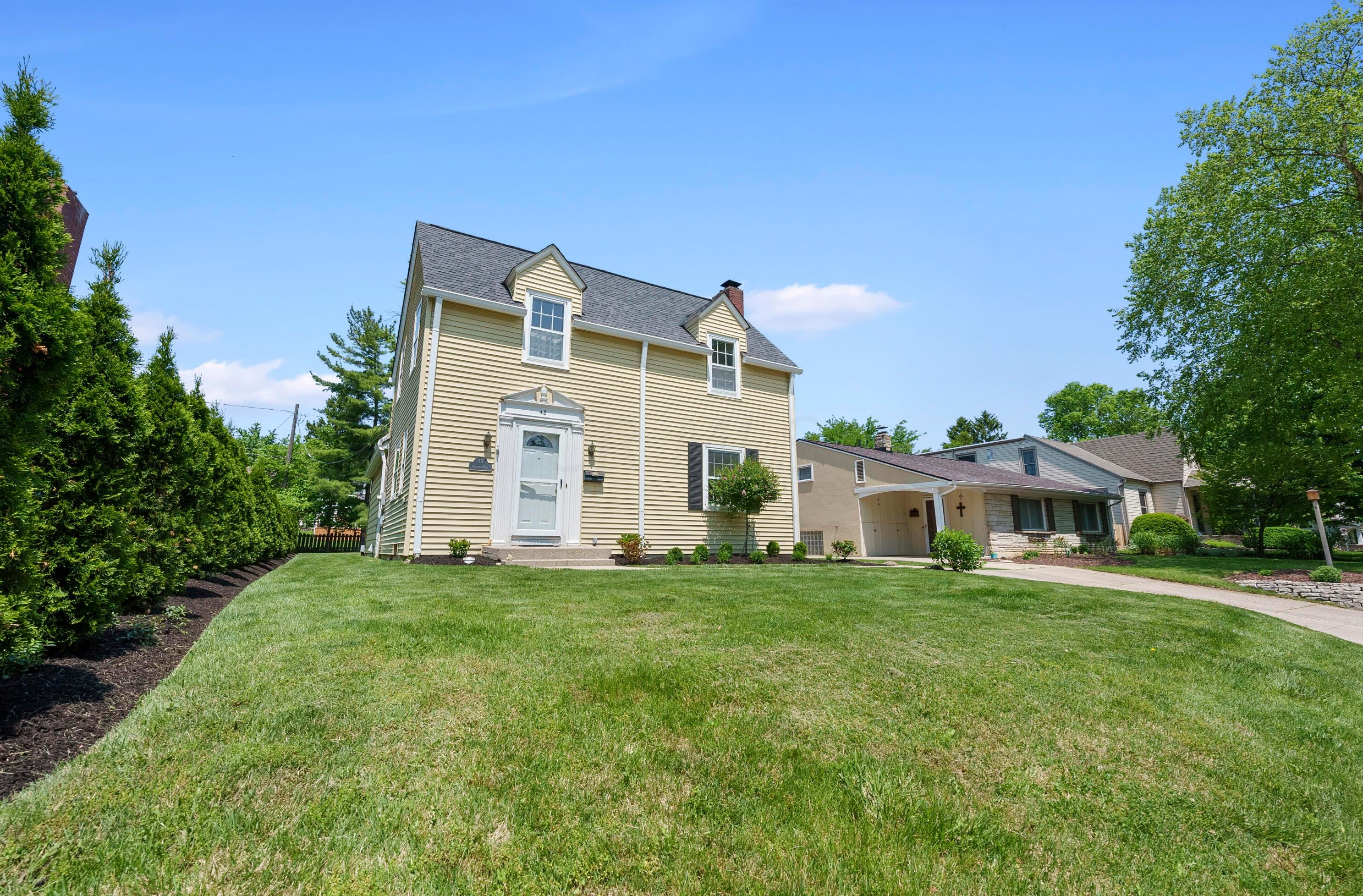 48 Orchard Dr, Sharon Township, OH 43085