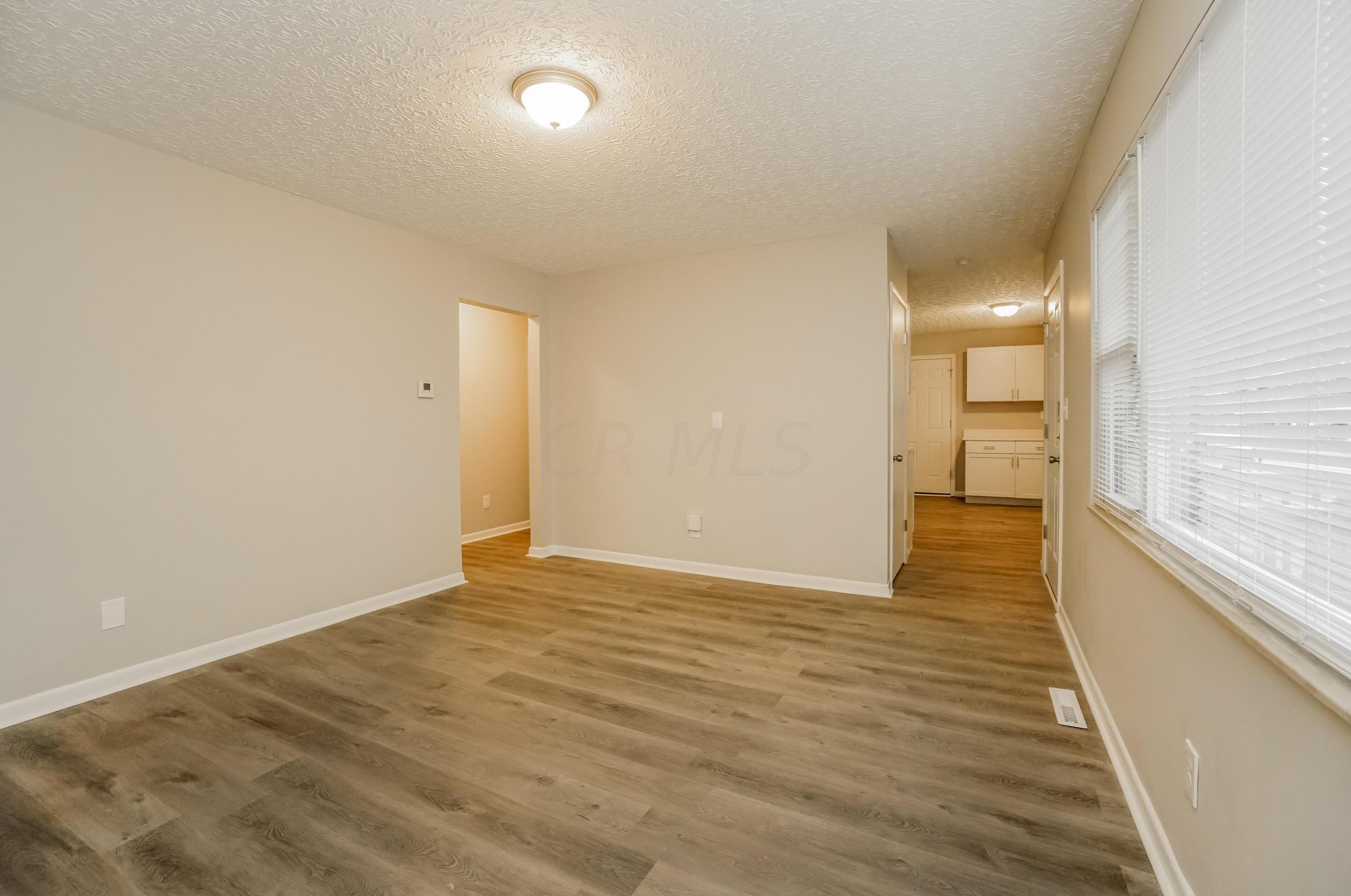 2084 Belcher Dr, Columbus OH  43224-1503 exterior