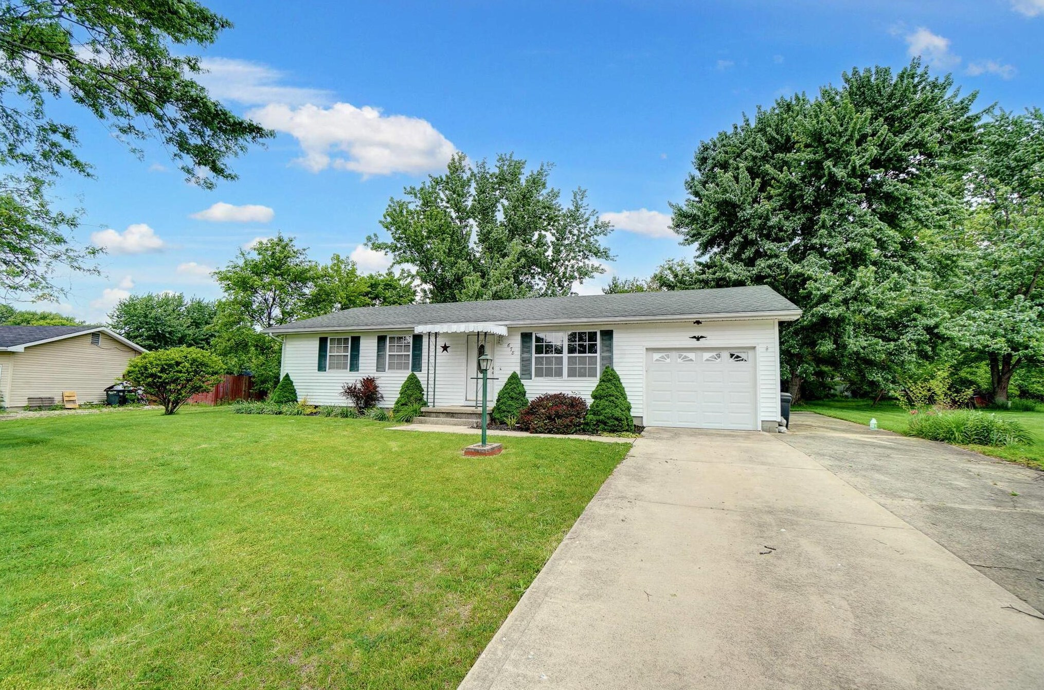 678 Leslie Trace Nw, Washington Court House, OH 43160