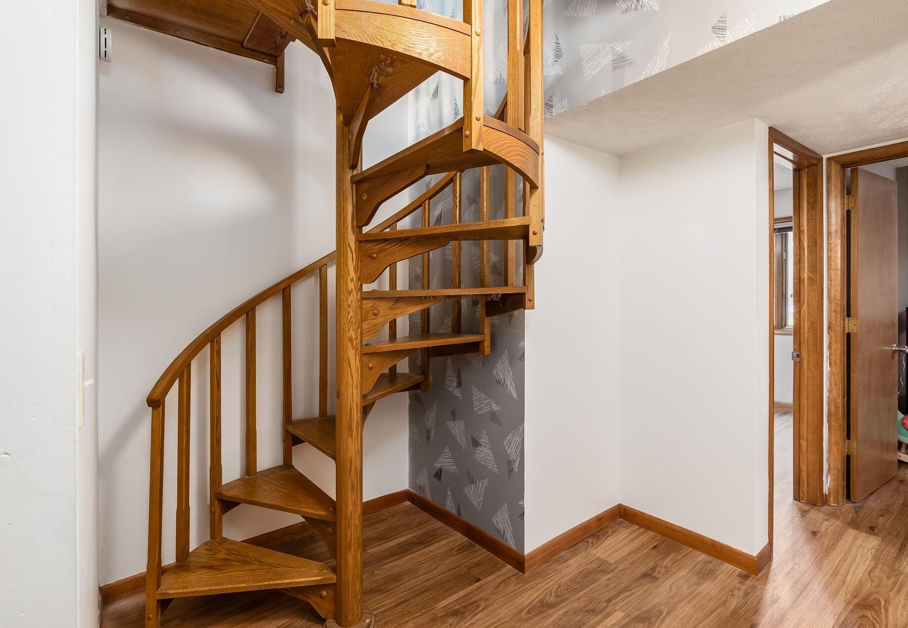 354 Schrock Rd, Westerville OH  43081-3455 exterior