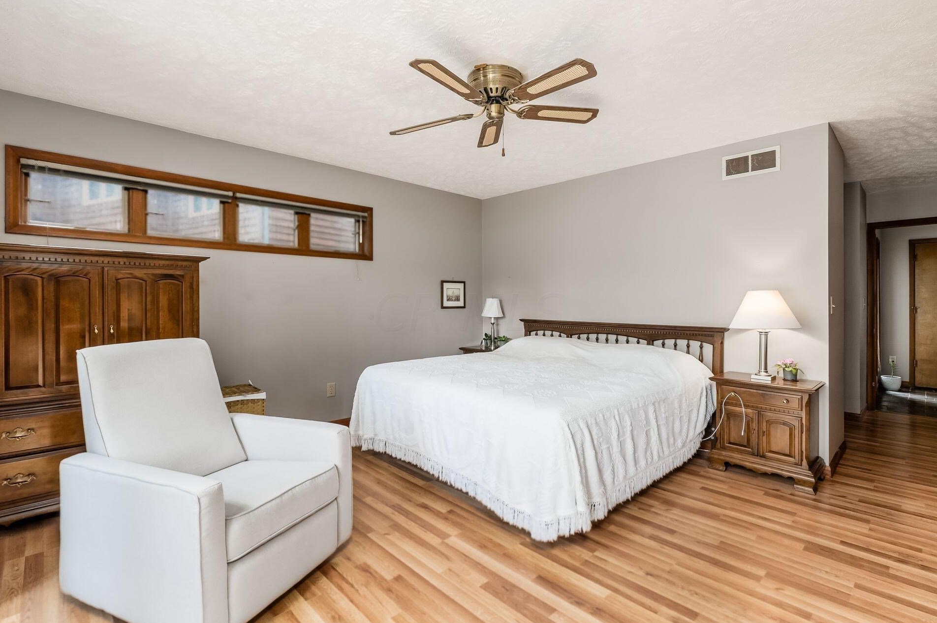 354 Schrock Rd, Westerville OH  43081-3455 exterior