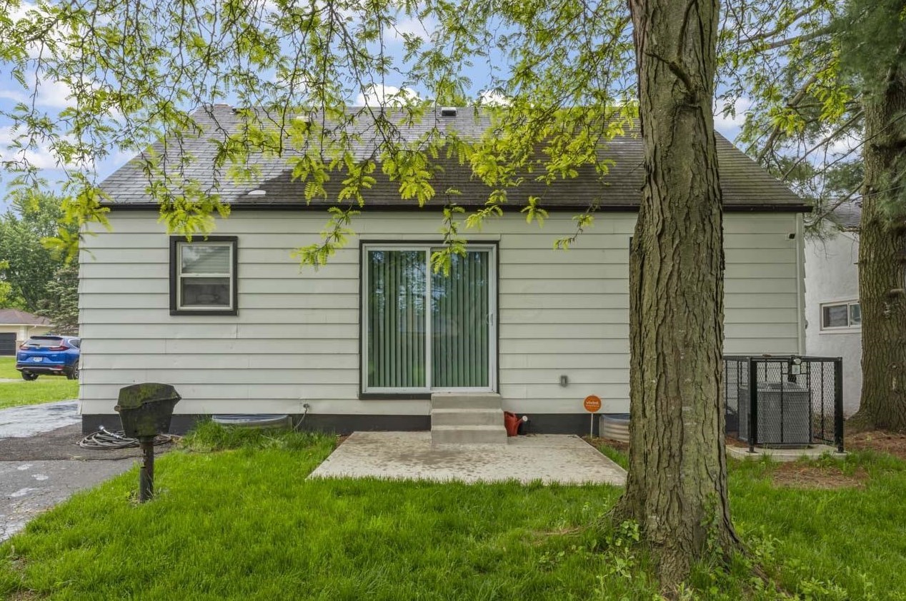 1659 Linwood Ave, Columbus OH  43207-1430 exterior