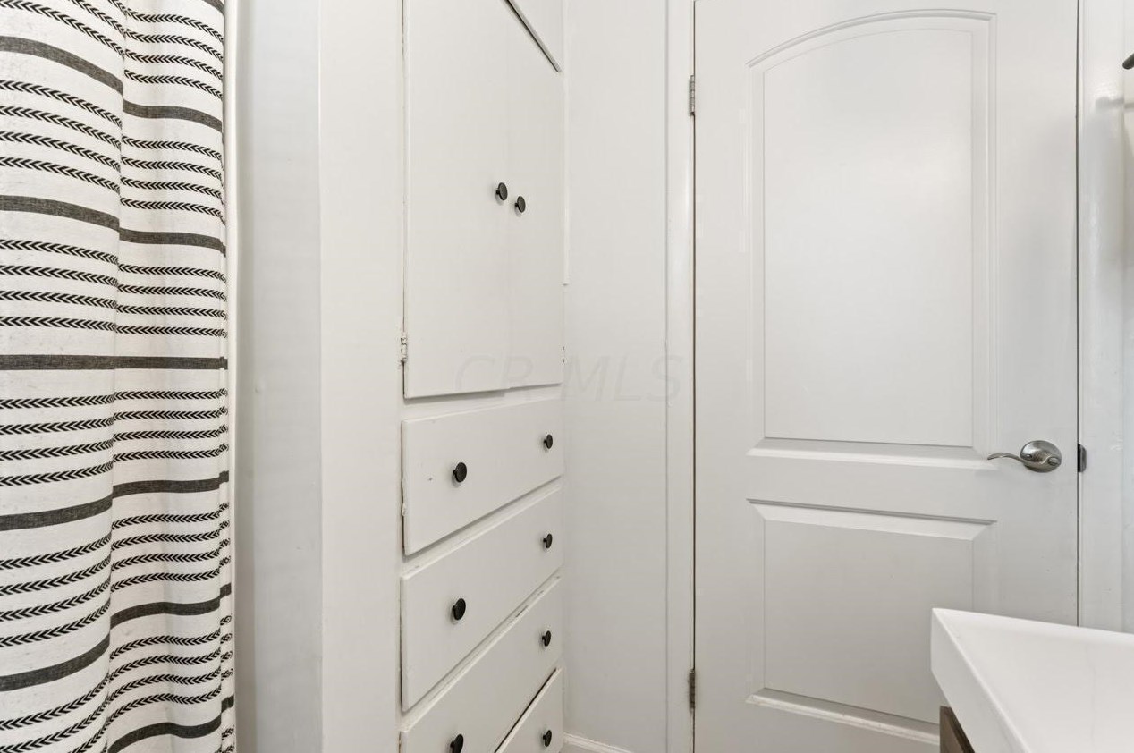 1659 Linwood Ave, Columbus OH  43207-1430 exterior