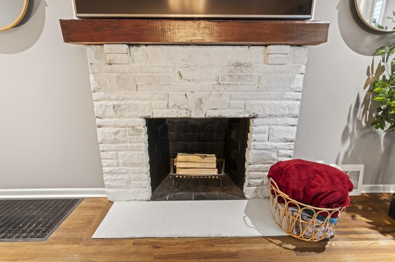 1659 Linwood Ave, Columbus OH  43207-1430 exterior