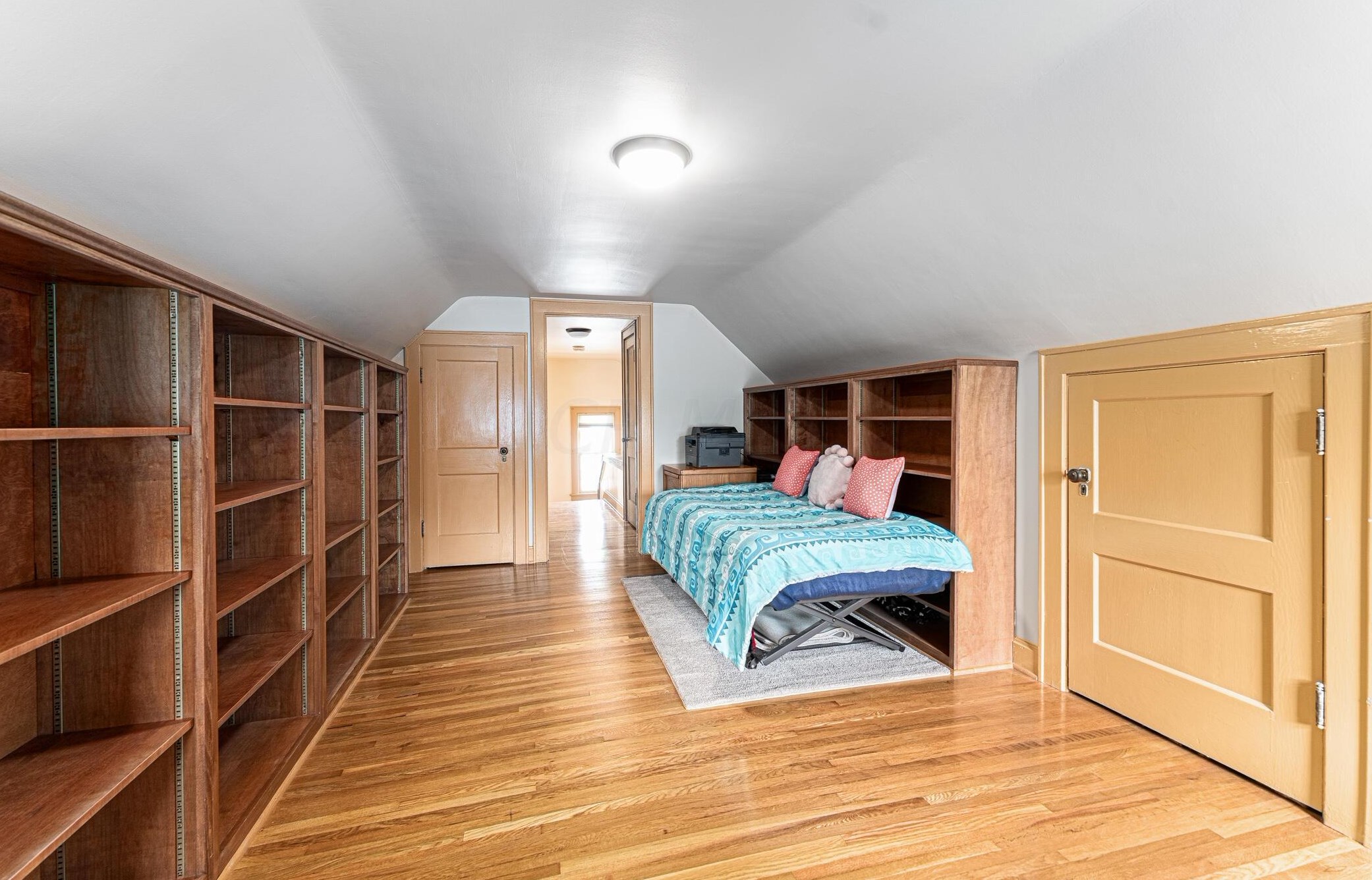 49 Remington Rd, Columbus OH  43209-1442 exterior