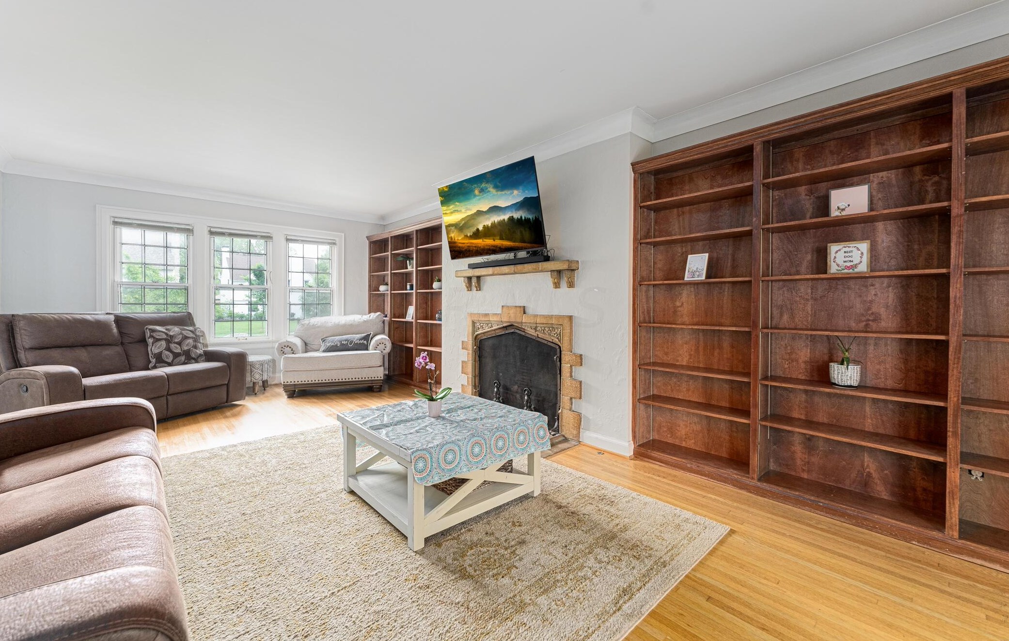 49 Remington Rd, Columbus OH  43209-1442 exterior