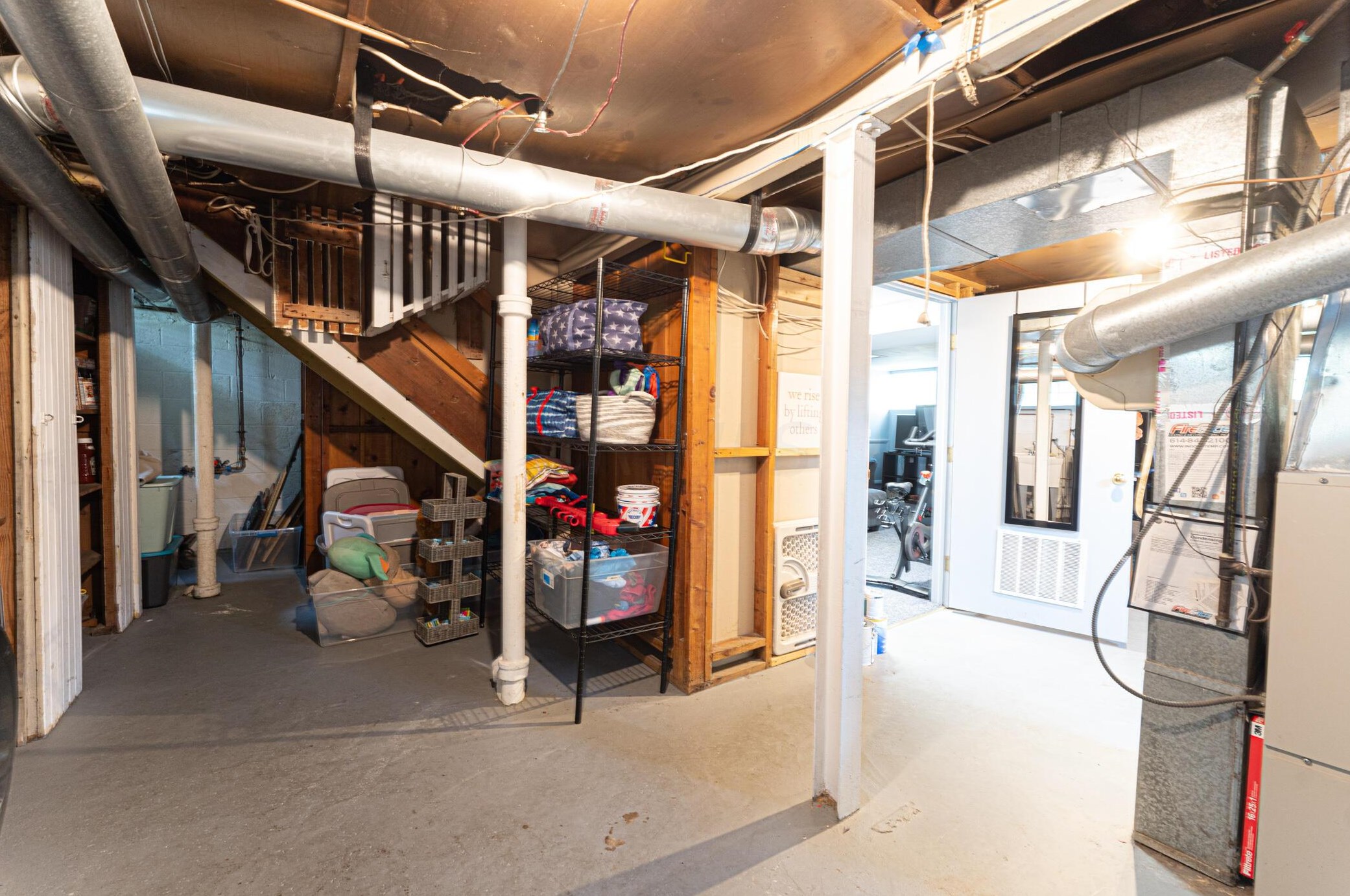 49 Remington Rd, Columbus OH  43209-1442 exterior