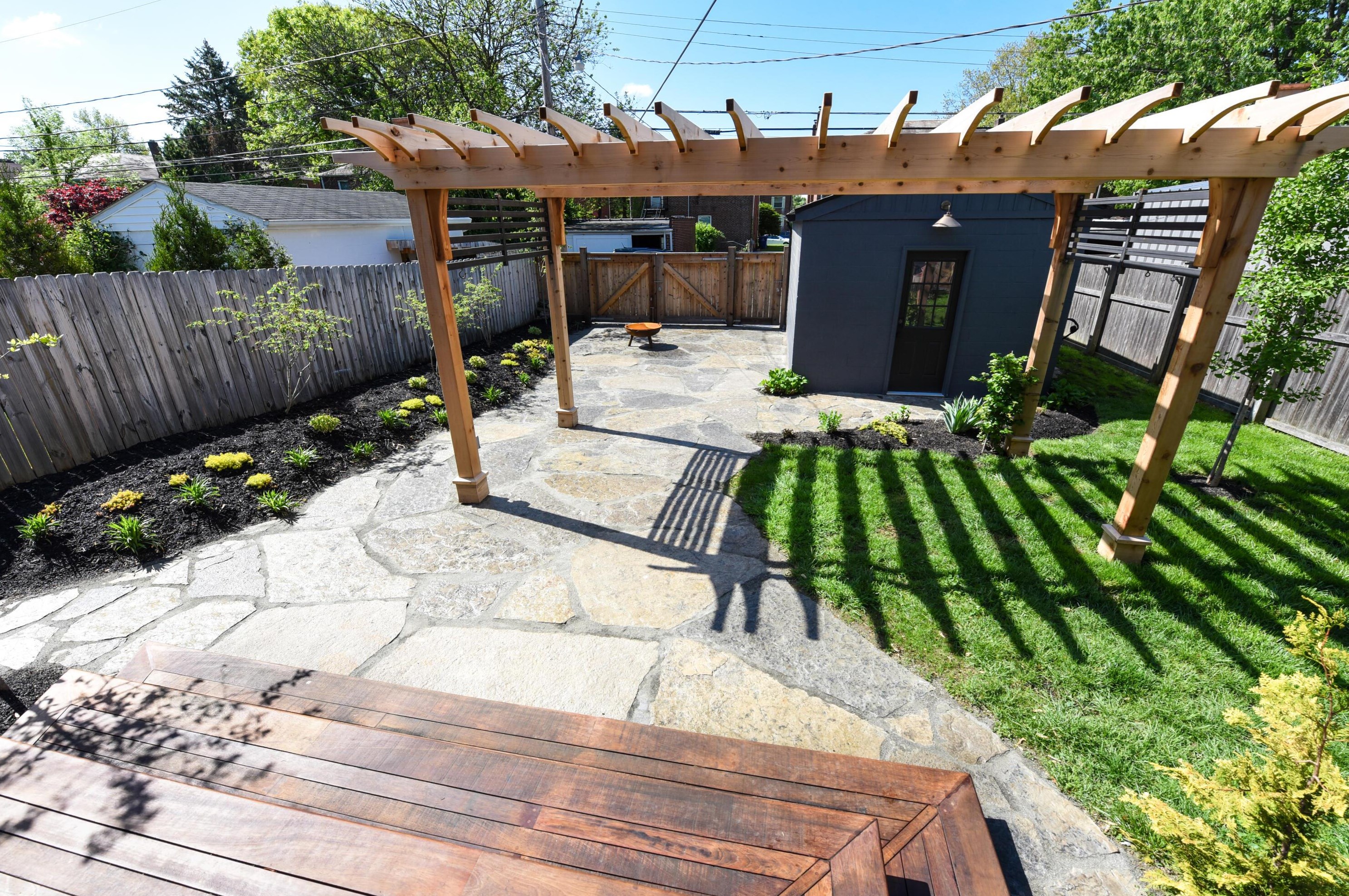 2813 Bryden Rd, Columbus OH  43209-2249 exterior