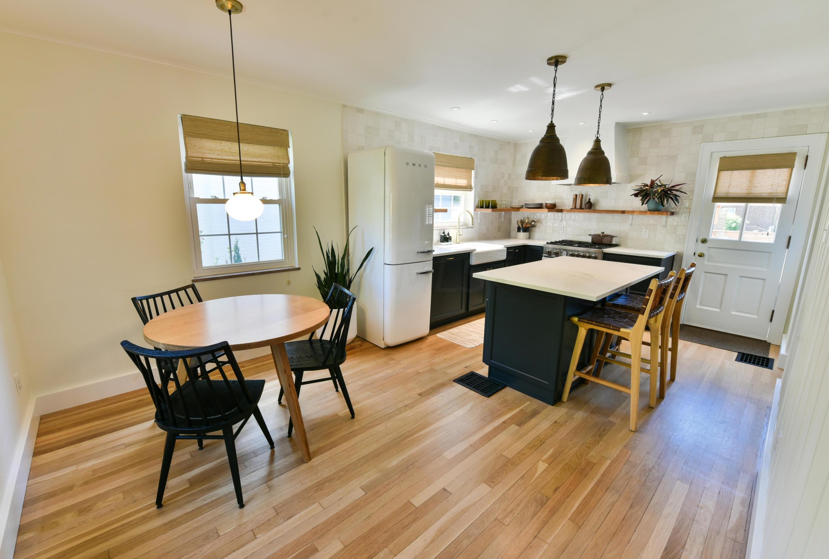 2813 Bryden Rd, Columbus OH  43209-2249 exterior