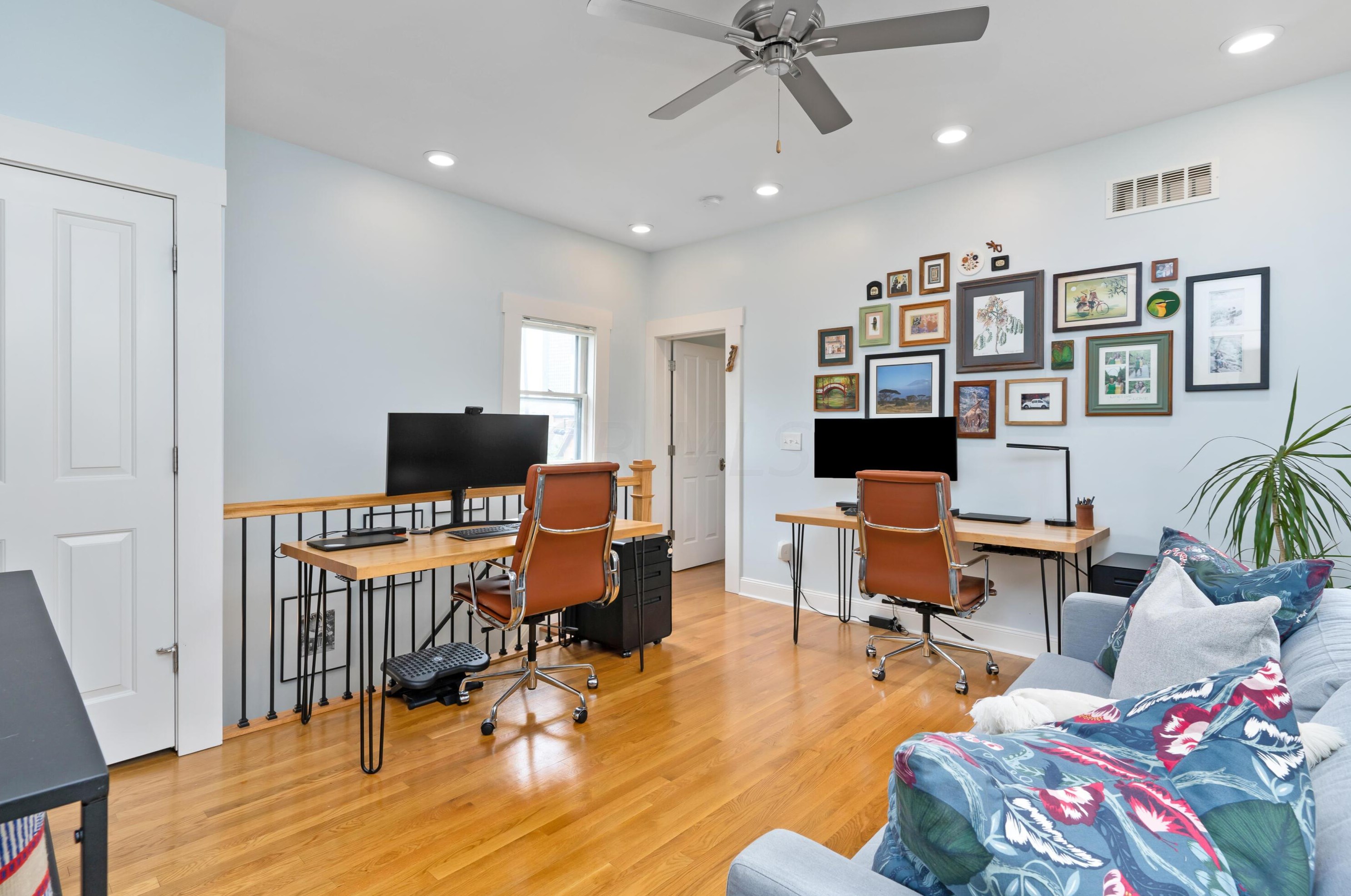 173 Sycamore St, Columbus OH  43215-5617 exterior