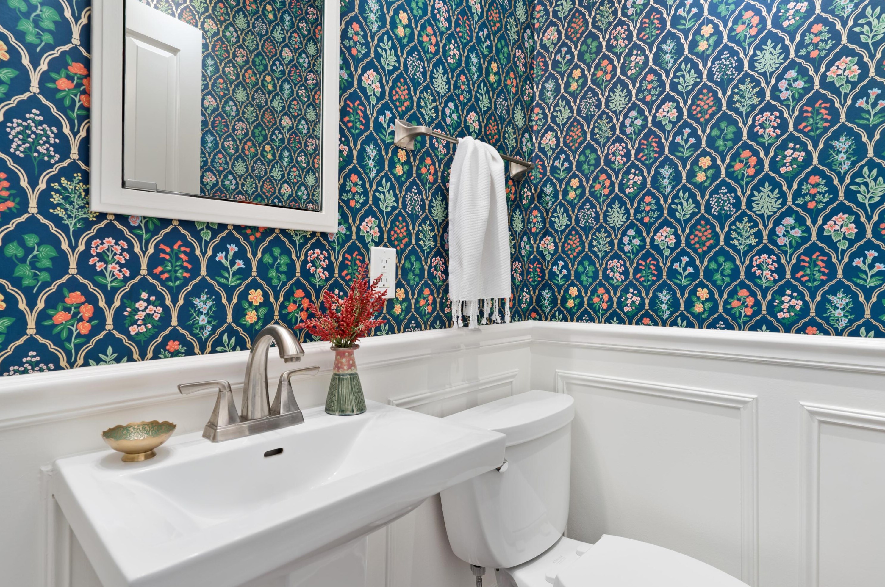 173 Sycamore St, Columbus OH  43215-5617 exterior