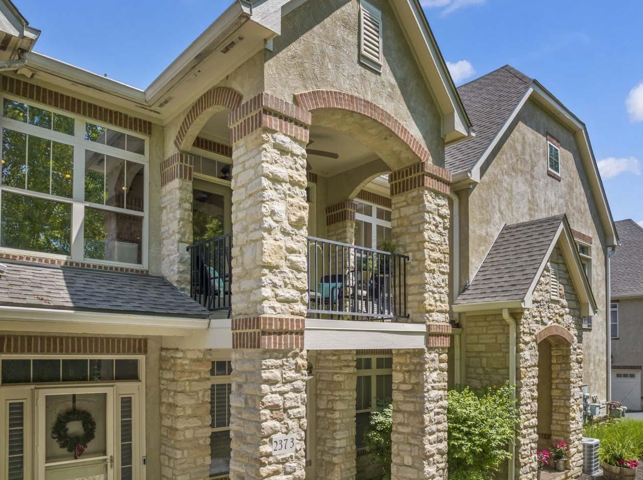 2371 Keep Pl, Columbus, OH 43204-4989