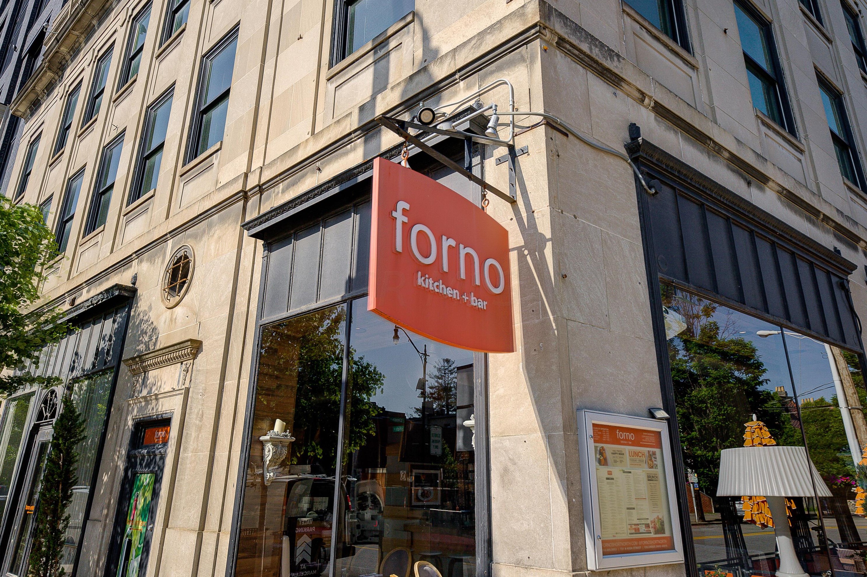 81 Lincoln St, Columbus OH  43215-1672 exterior