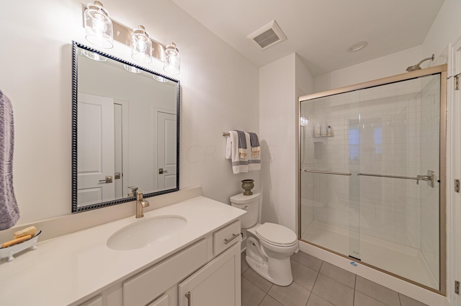 33 Whittier St, Columbus OH 43206-2943 exterior