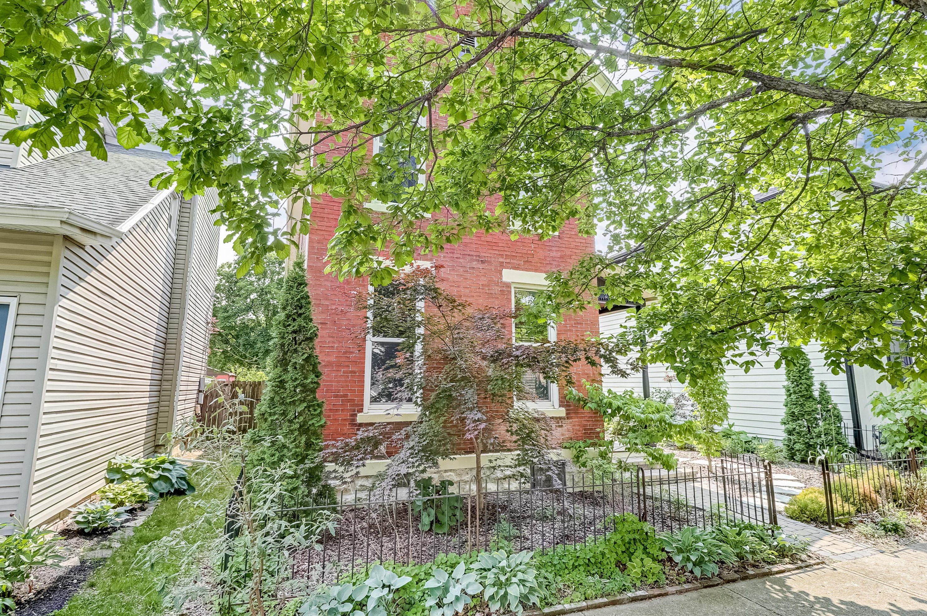 278 Monroe Ave, Columbus, OH 43203-1444