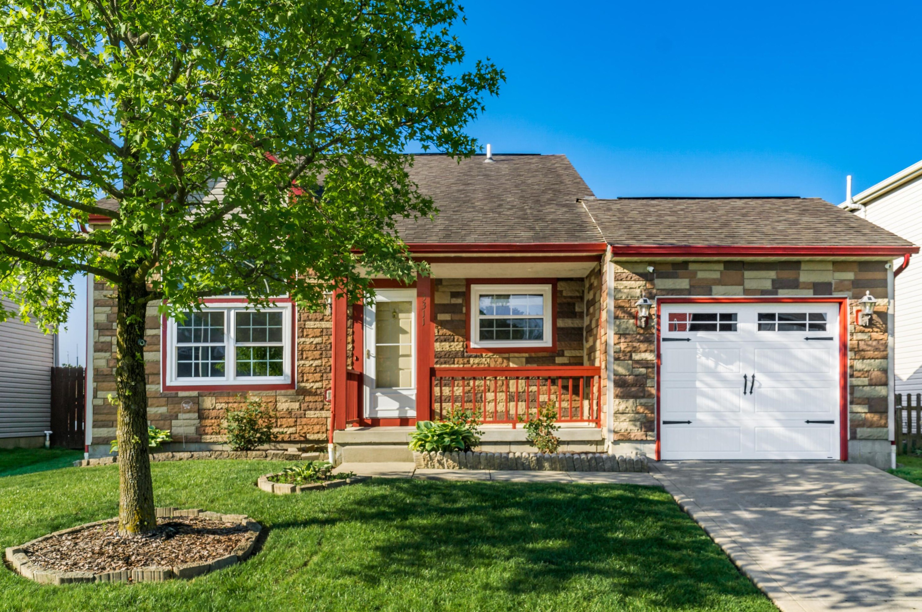 5311 Sawatch Dr, Columbus, OH 43228-8214