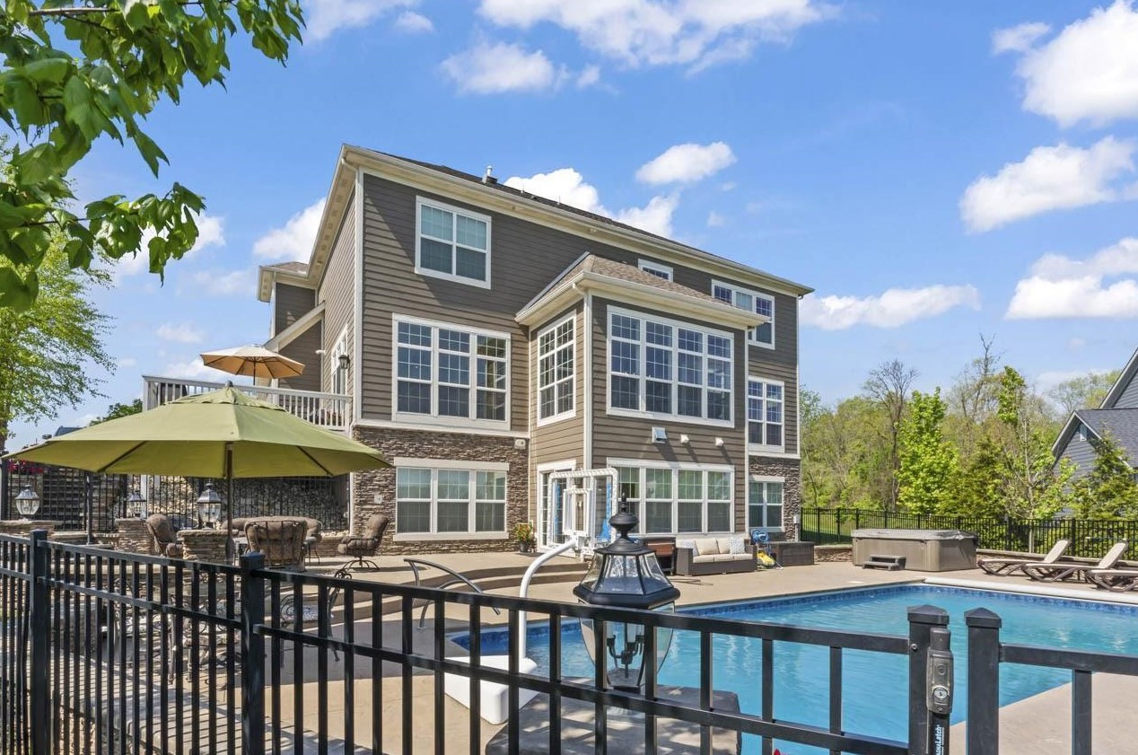 1662 Kearney Way, Delaware, OH 43015