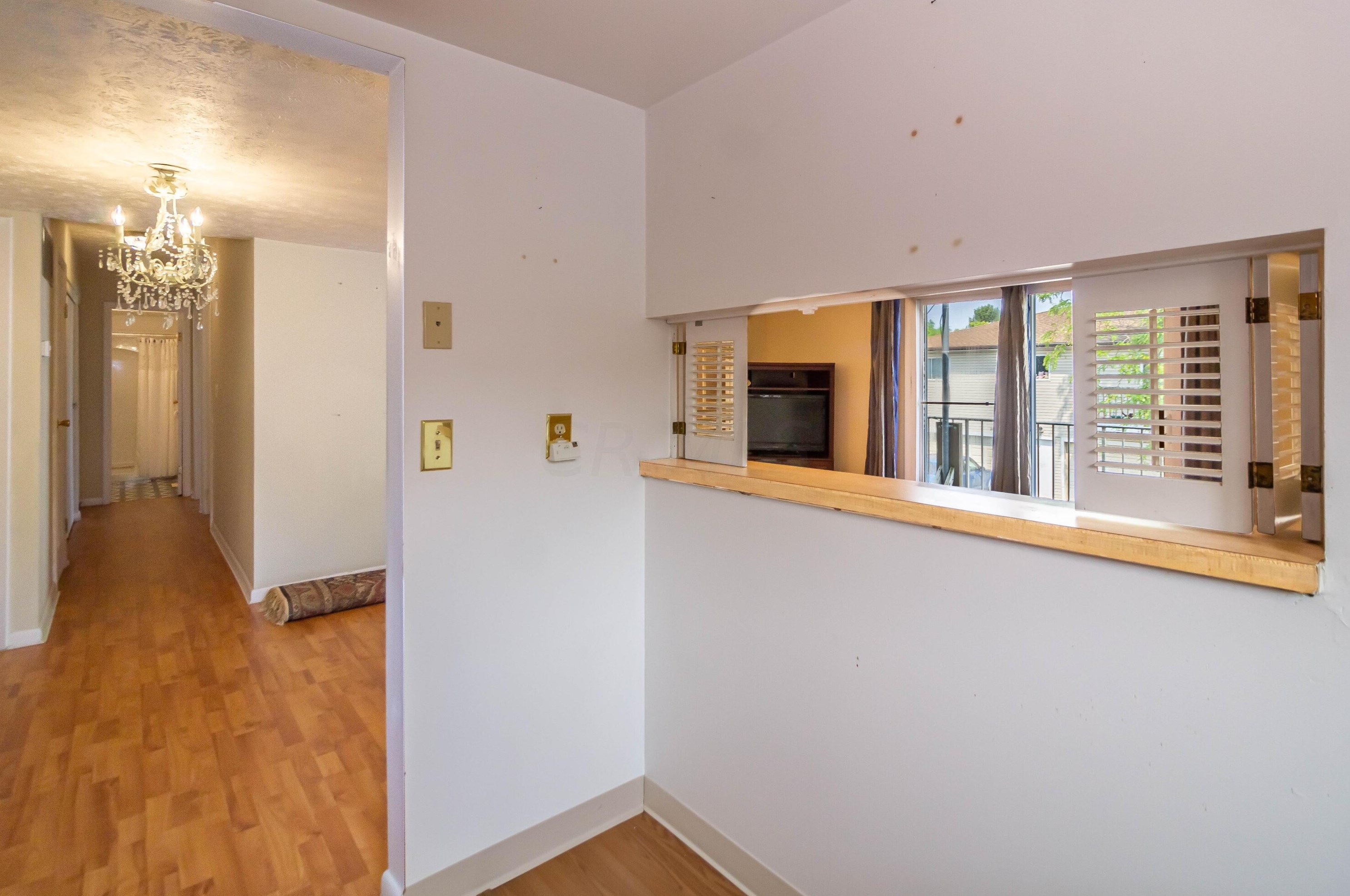 2471 Natchez Dr, Columbus OH 43209-3305 exterior