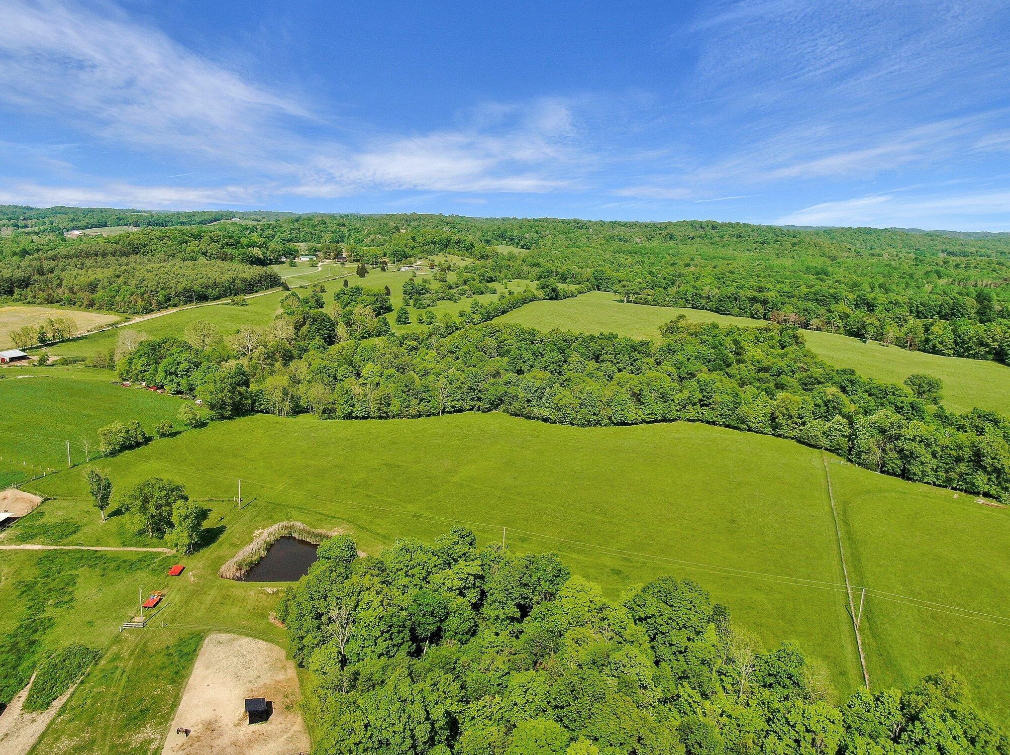 26160 Moccasin Rd, Laurelville, OH 43135