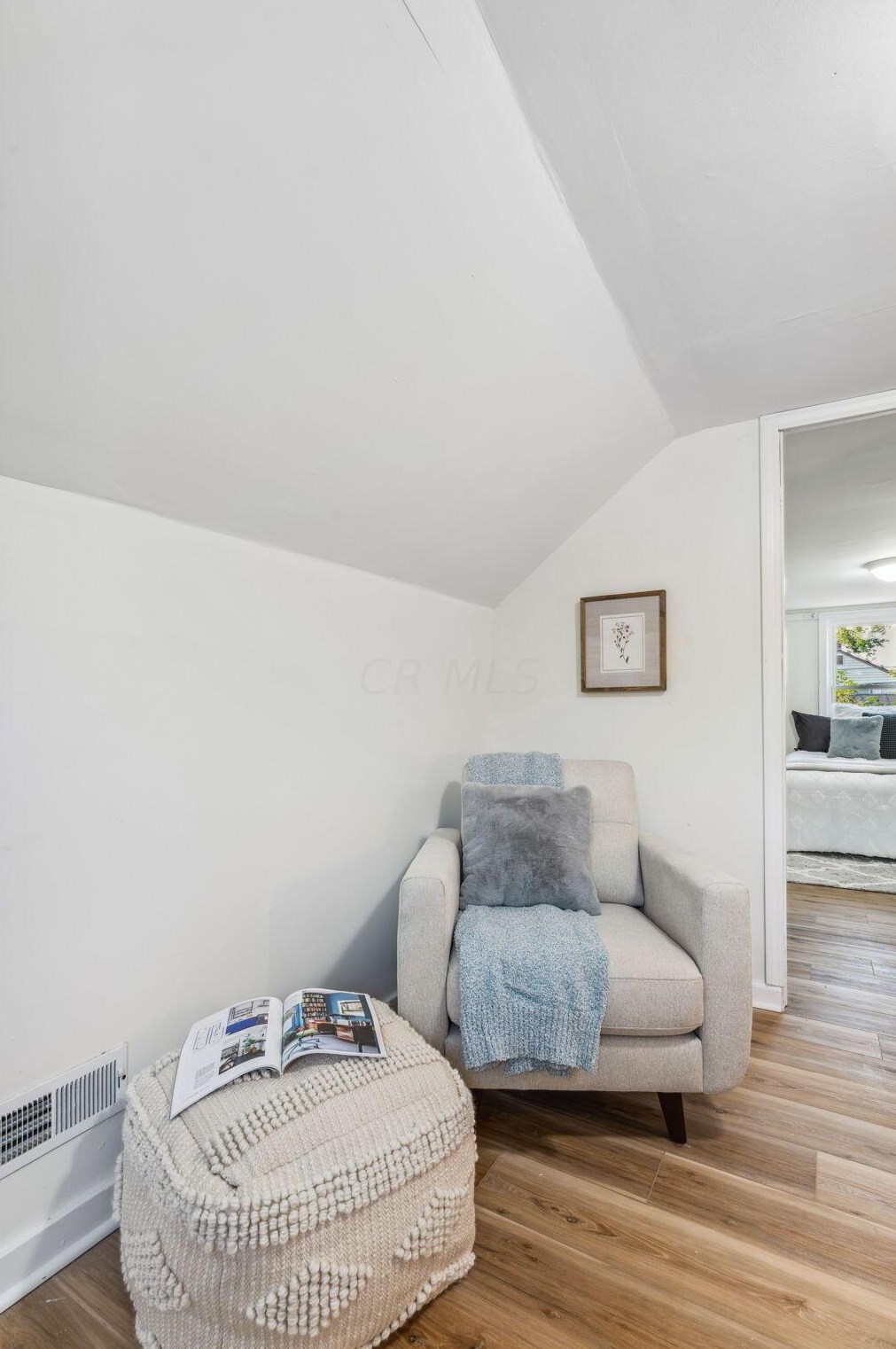 2339 Pontiac St, Columbus OH  43211-2049 exterior