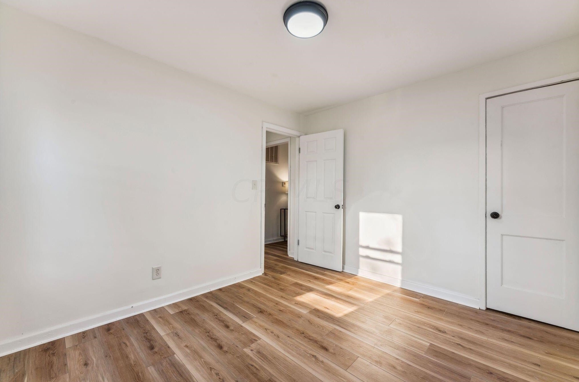 2339 Pontiac St, Columbus OH  43211-2049 exterior