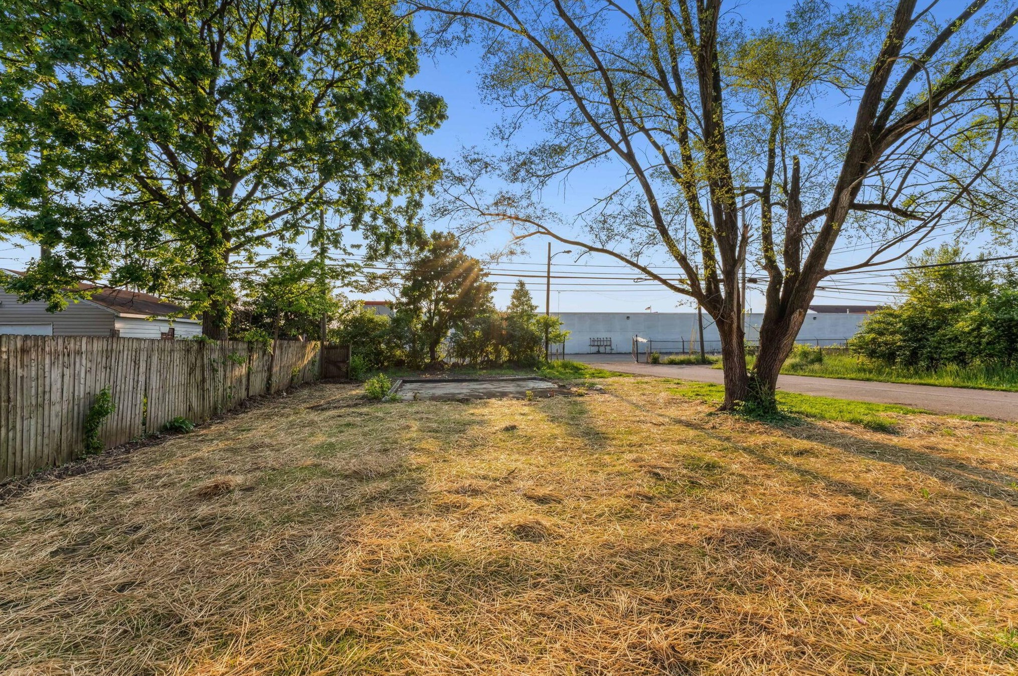 2339 Pontiac St, Columbus OH  43211-2049 exterior