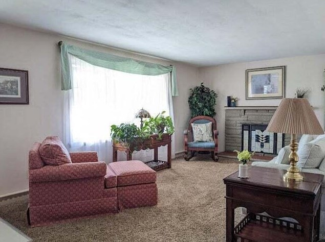 1324 Waltin Ln, Springfield, OH 45503