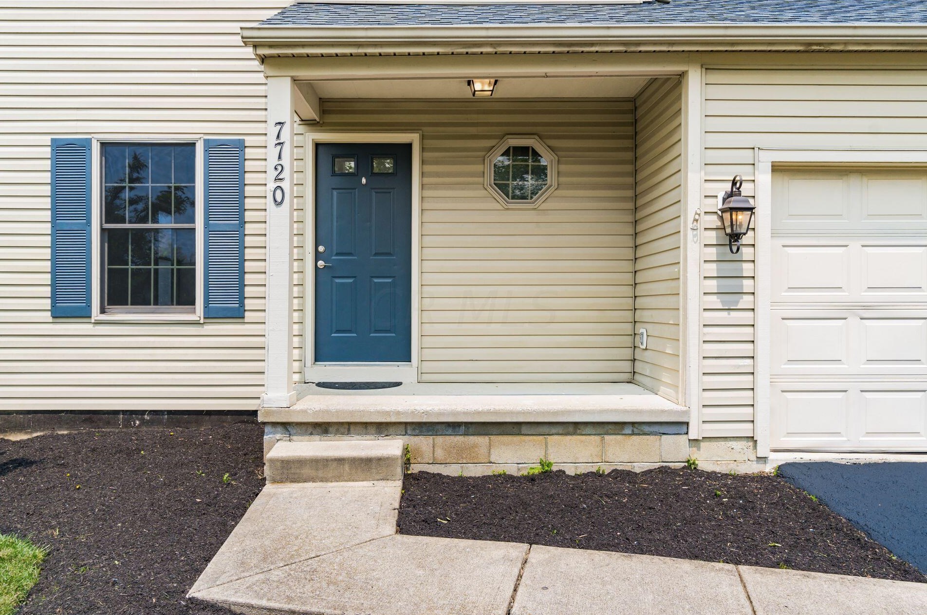 7720 Solomen Run Dr, Blacklick, OH 43004