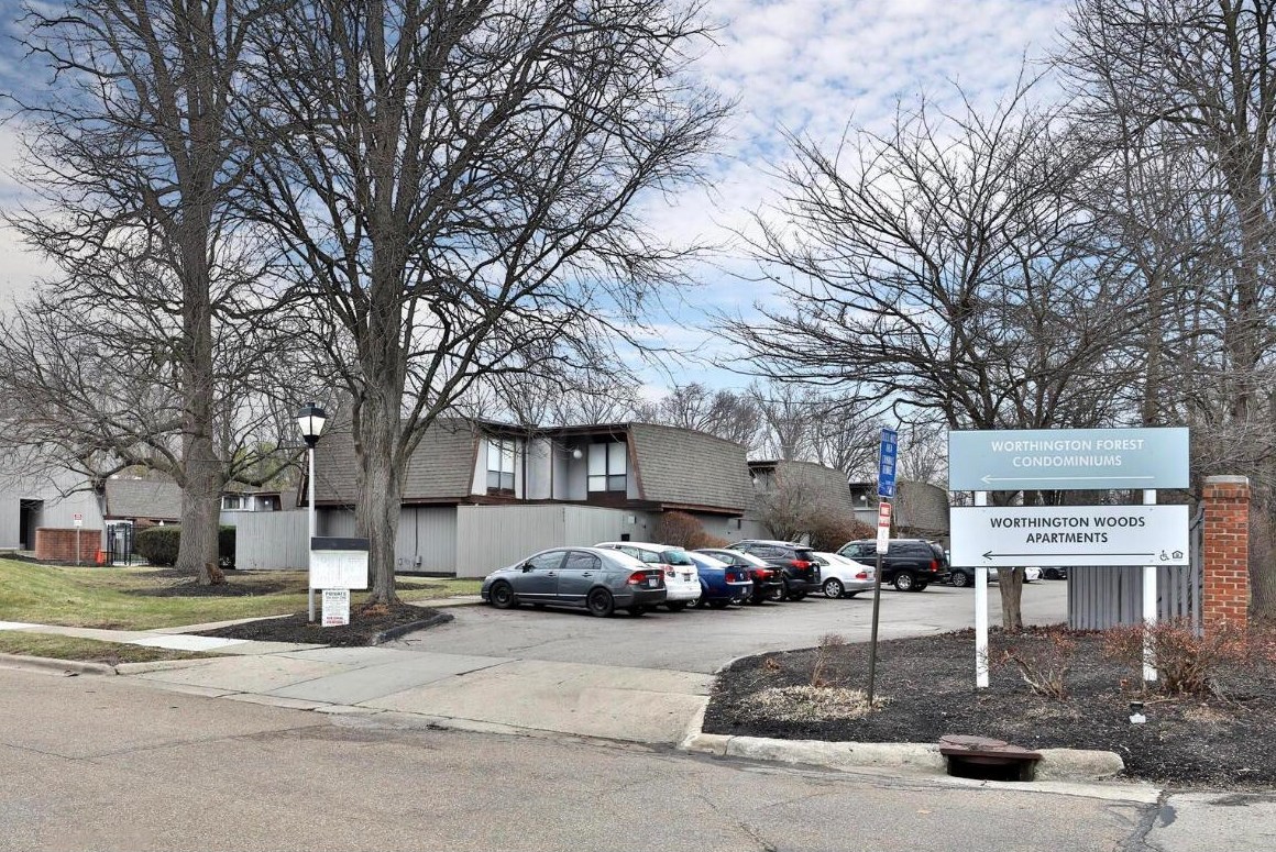 5438 Worthington Forest Pl, Columbus, OH 43229-4155
